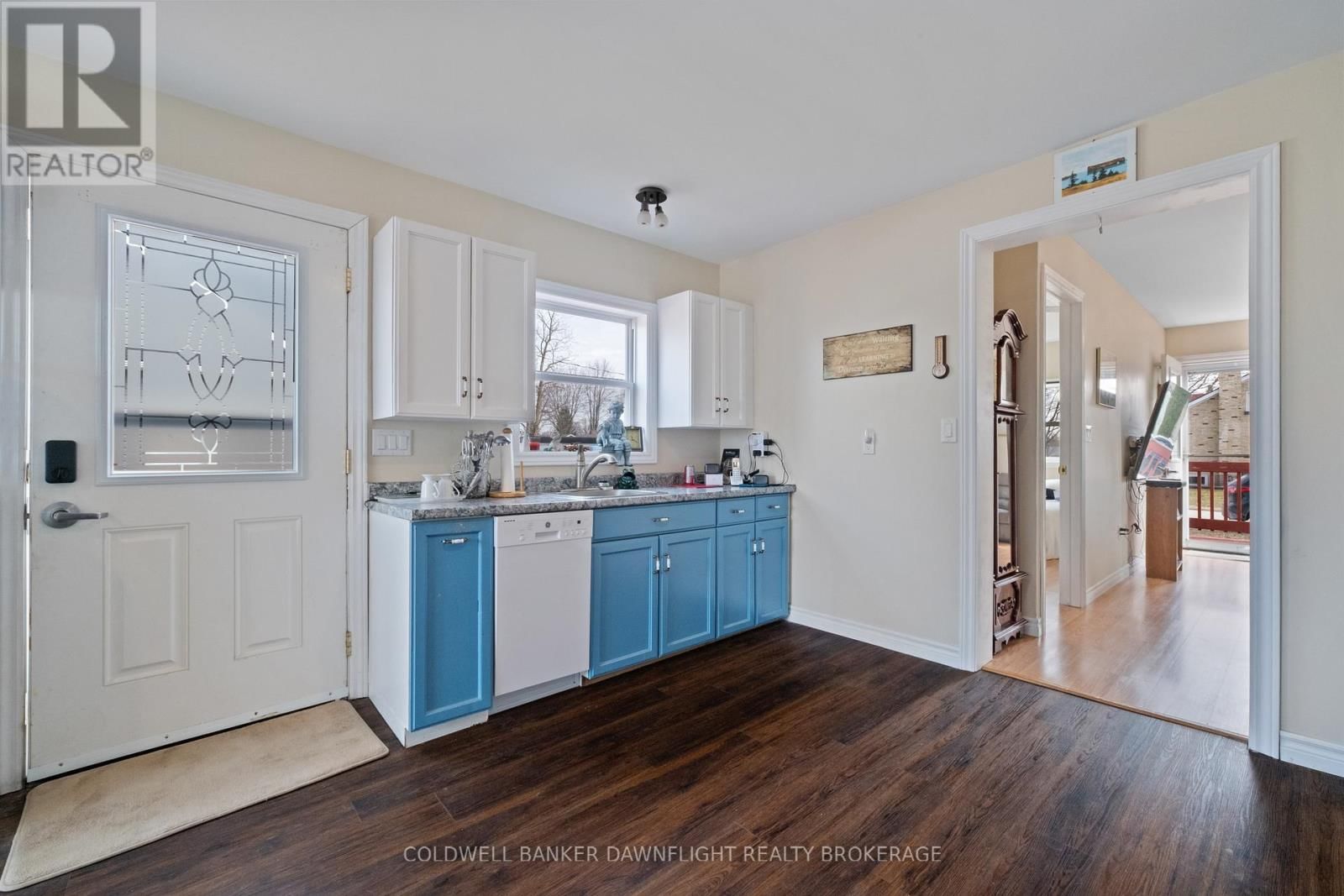 18 BISMARK STREET Image 16