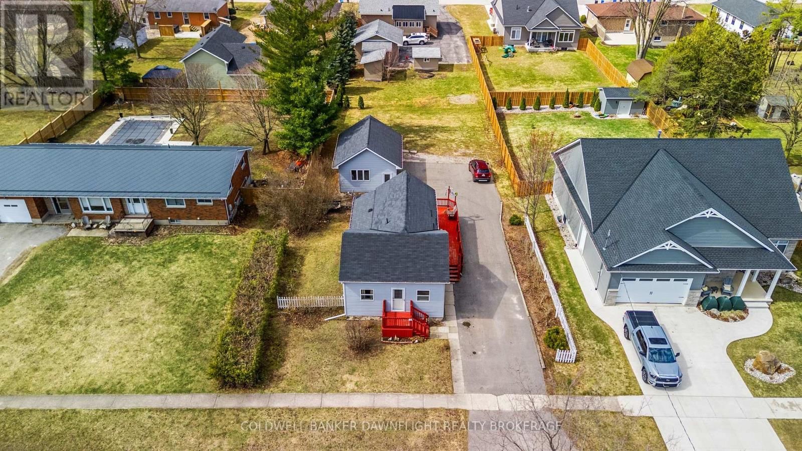 18 BISMARK STREET Image 35