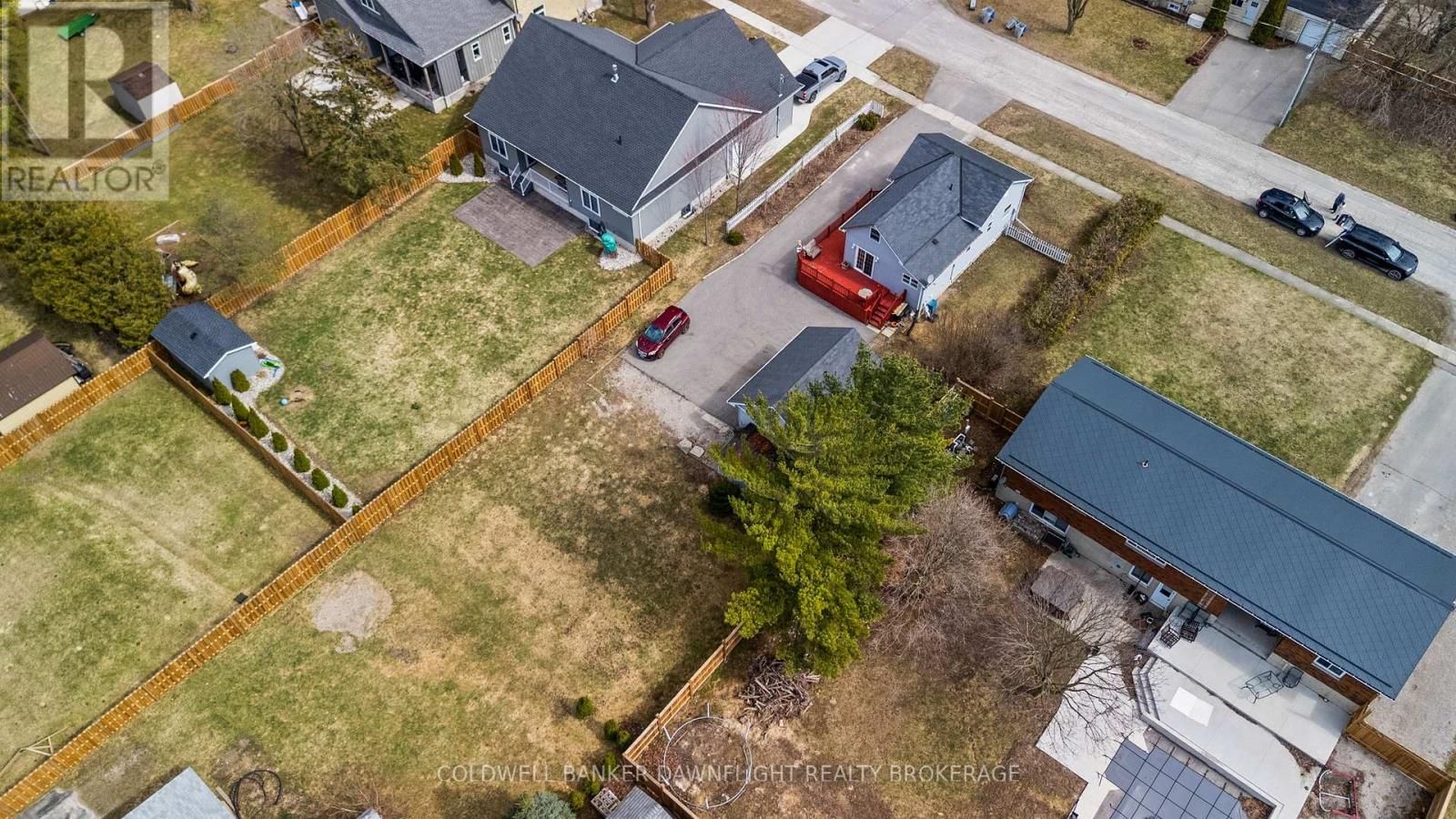 18 BISMARK STREET Image 38