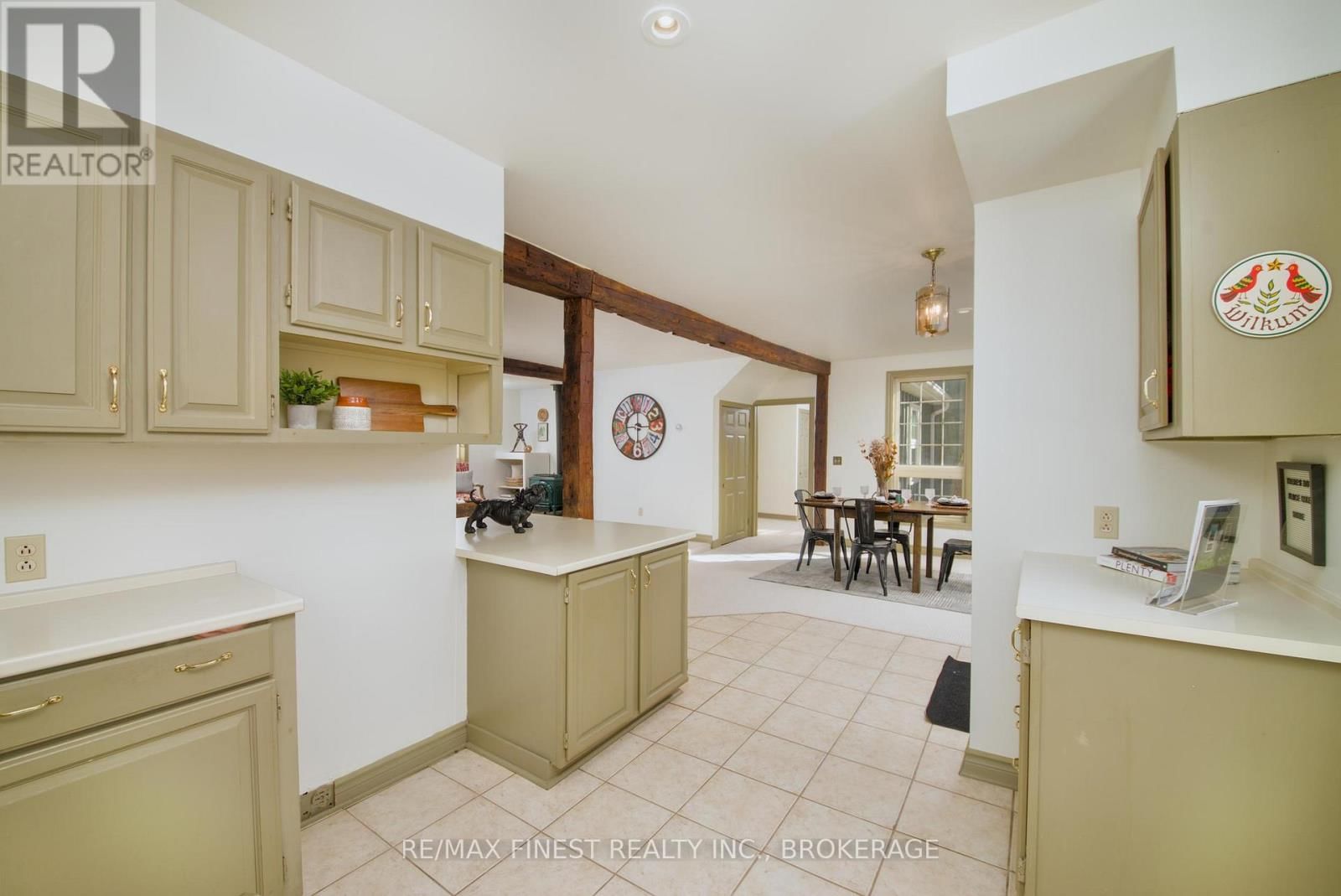 9910 FRONT ROAD Image 6