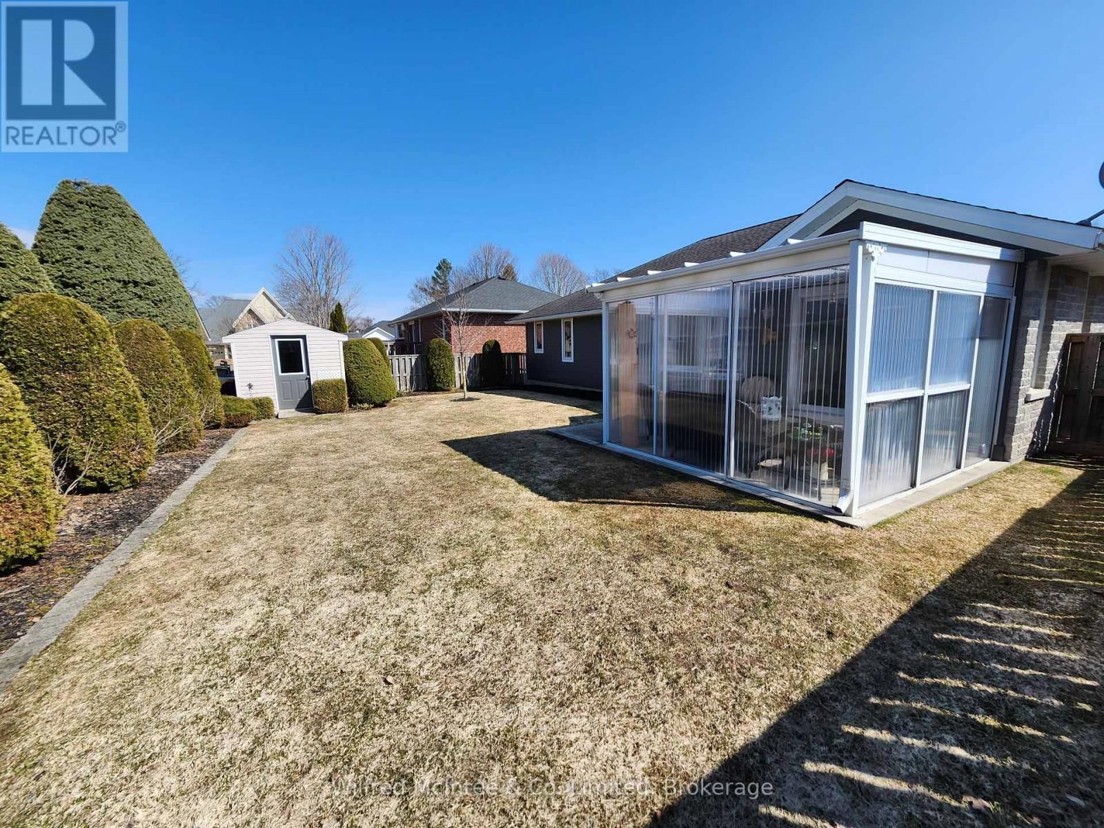 230 4TH STREET CRESCENT Image 27