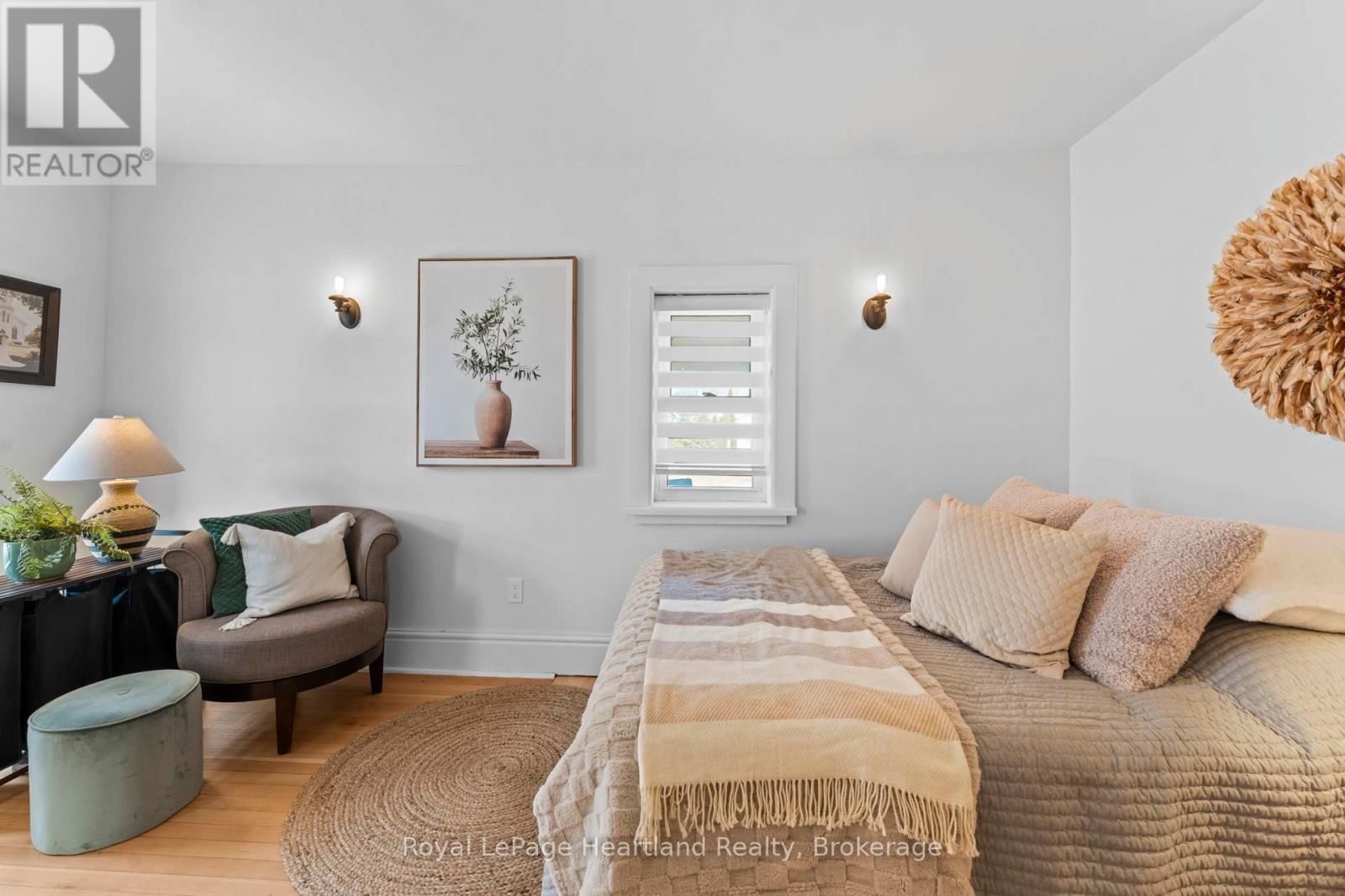 171 HURON ROAD Image 11