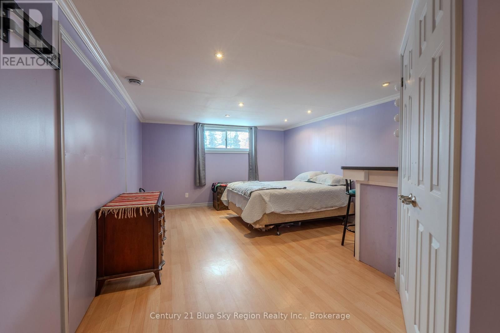 5 KNOX COURT Image 16