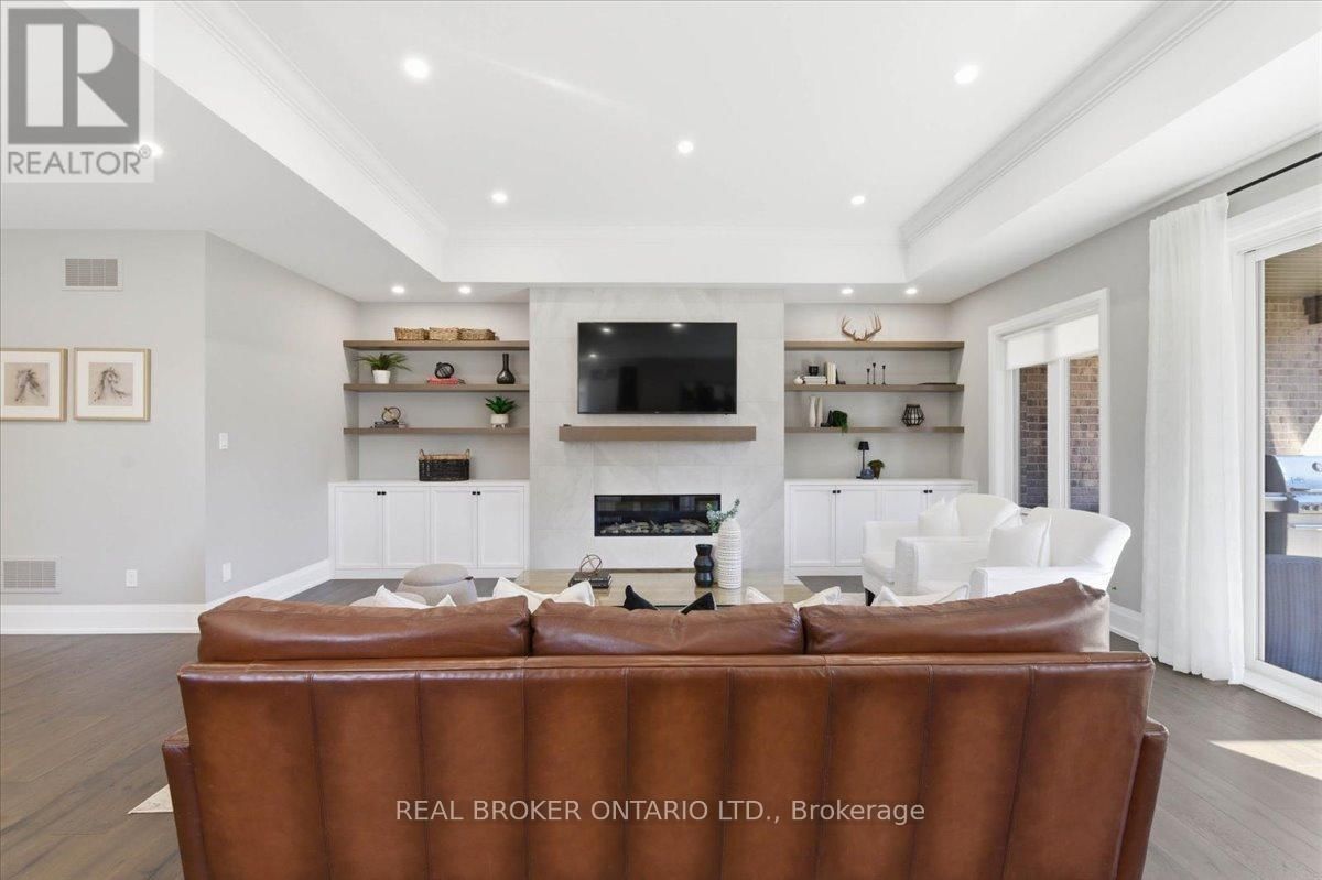 15 LANGTON DRIVE Image 16