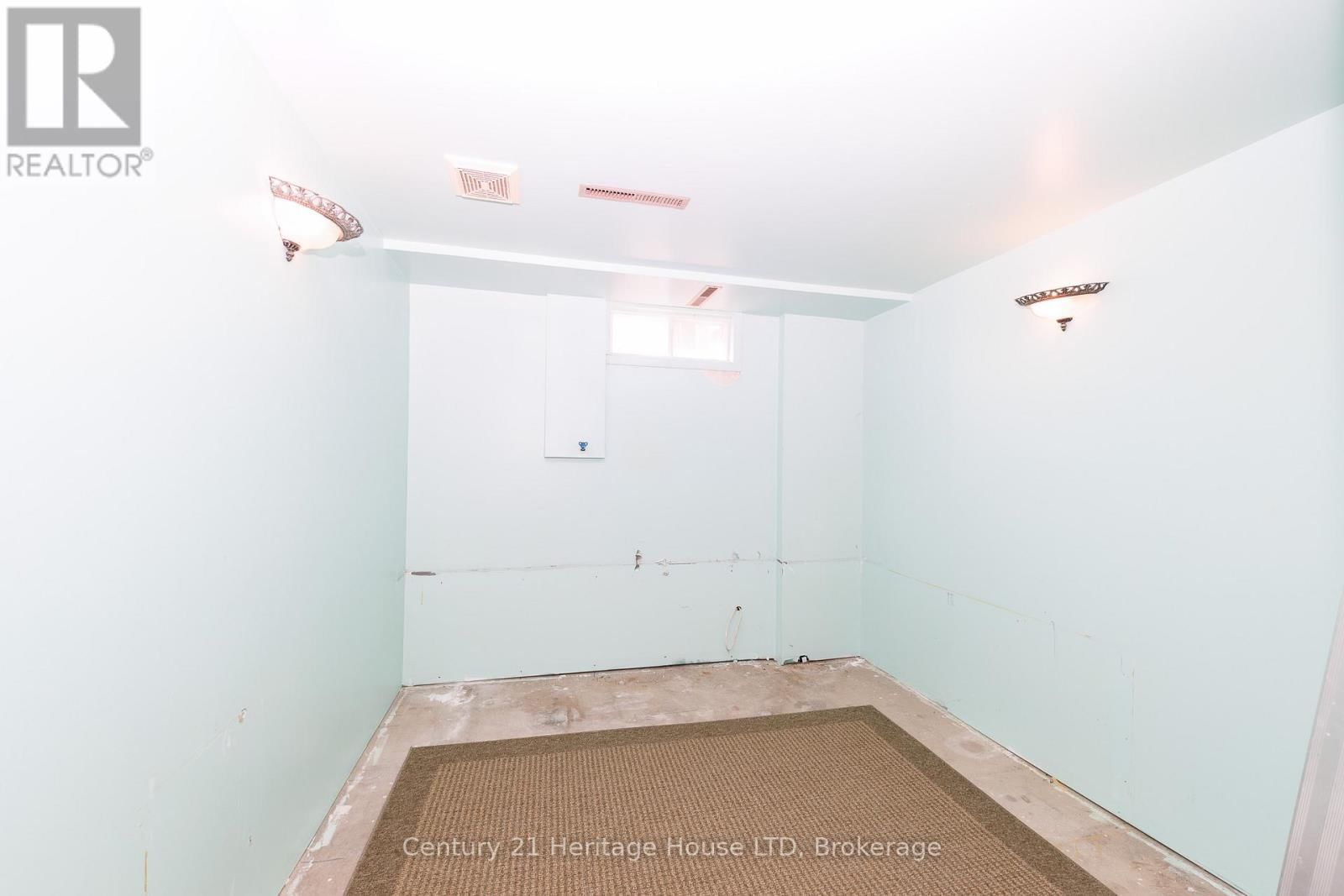 3859 PANAMA COURT Image 21