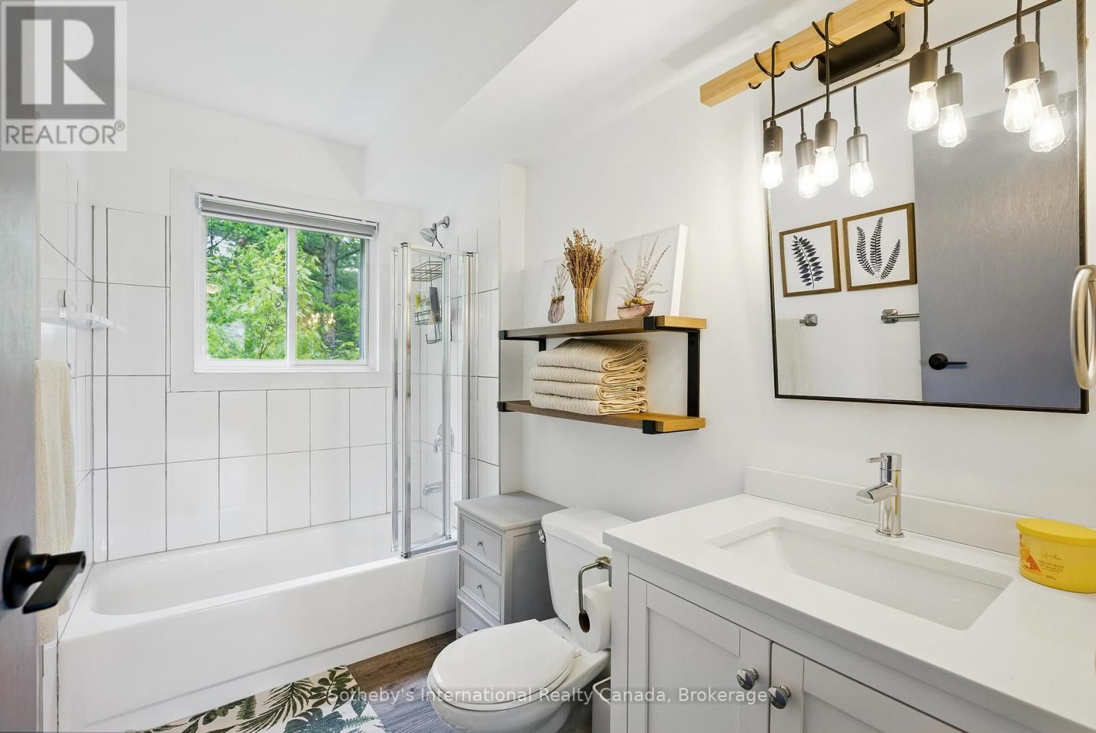 5760 KAHSHE LAKE Image 25