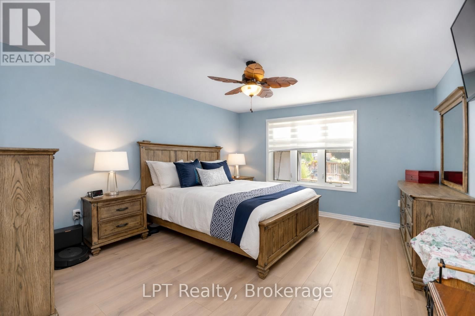 48 WARD DRIVE Image 14