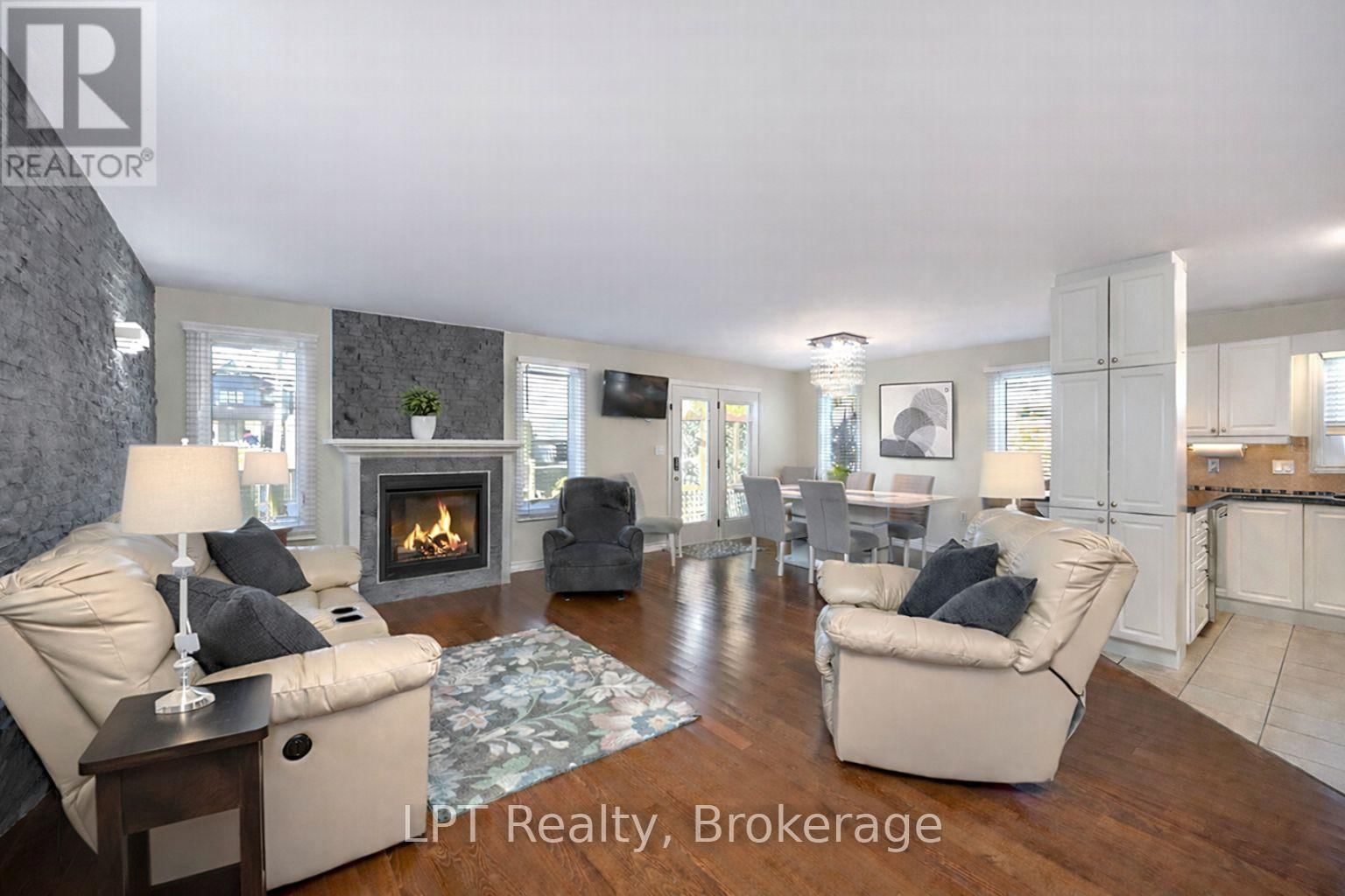 48 WARD DRIVE Image 7