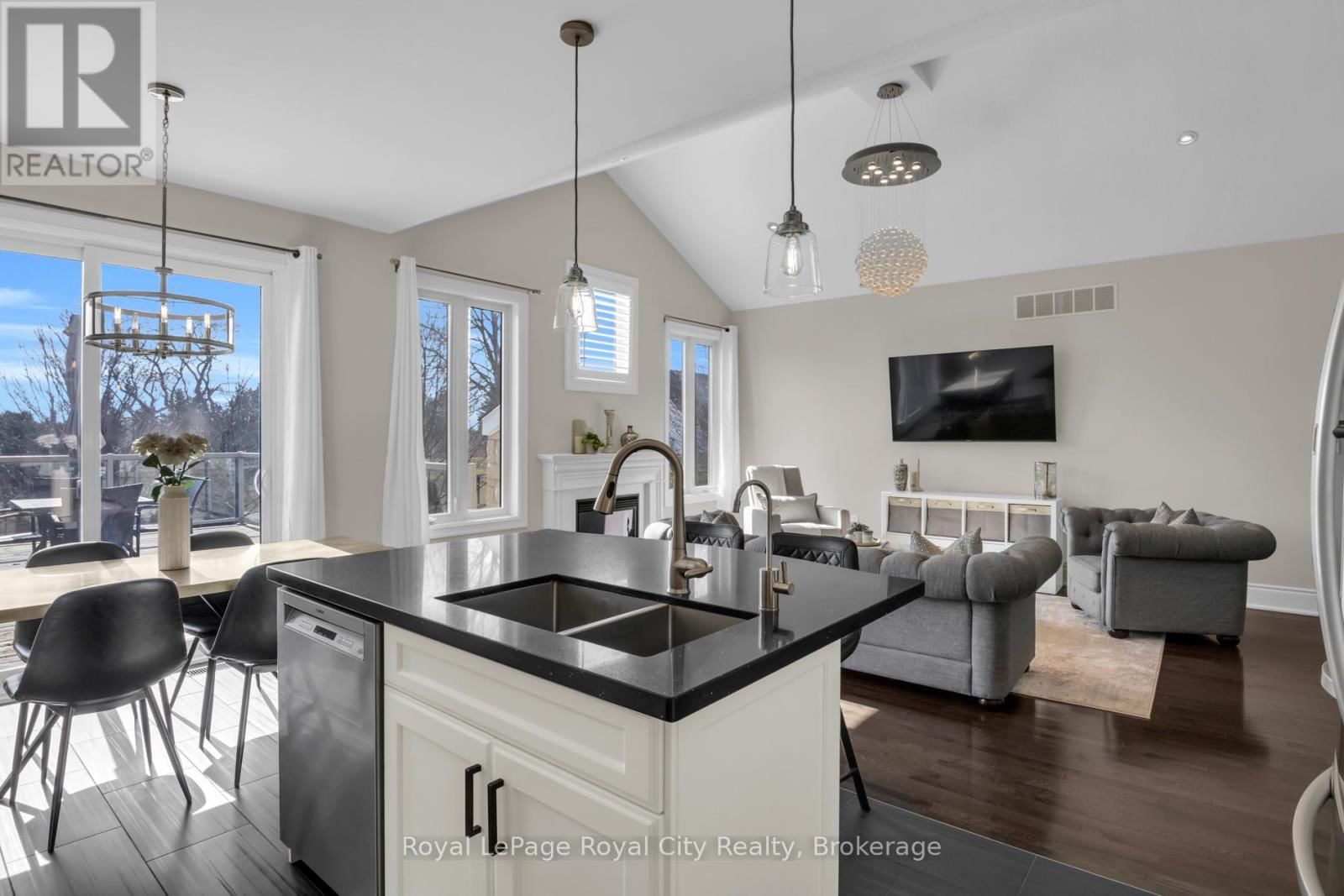 58 ABERFOYLE MILL CRESCENT Image 15