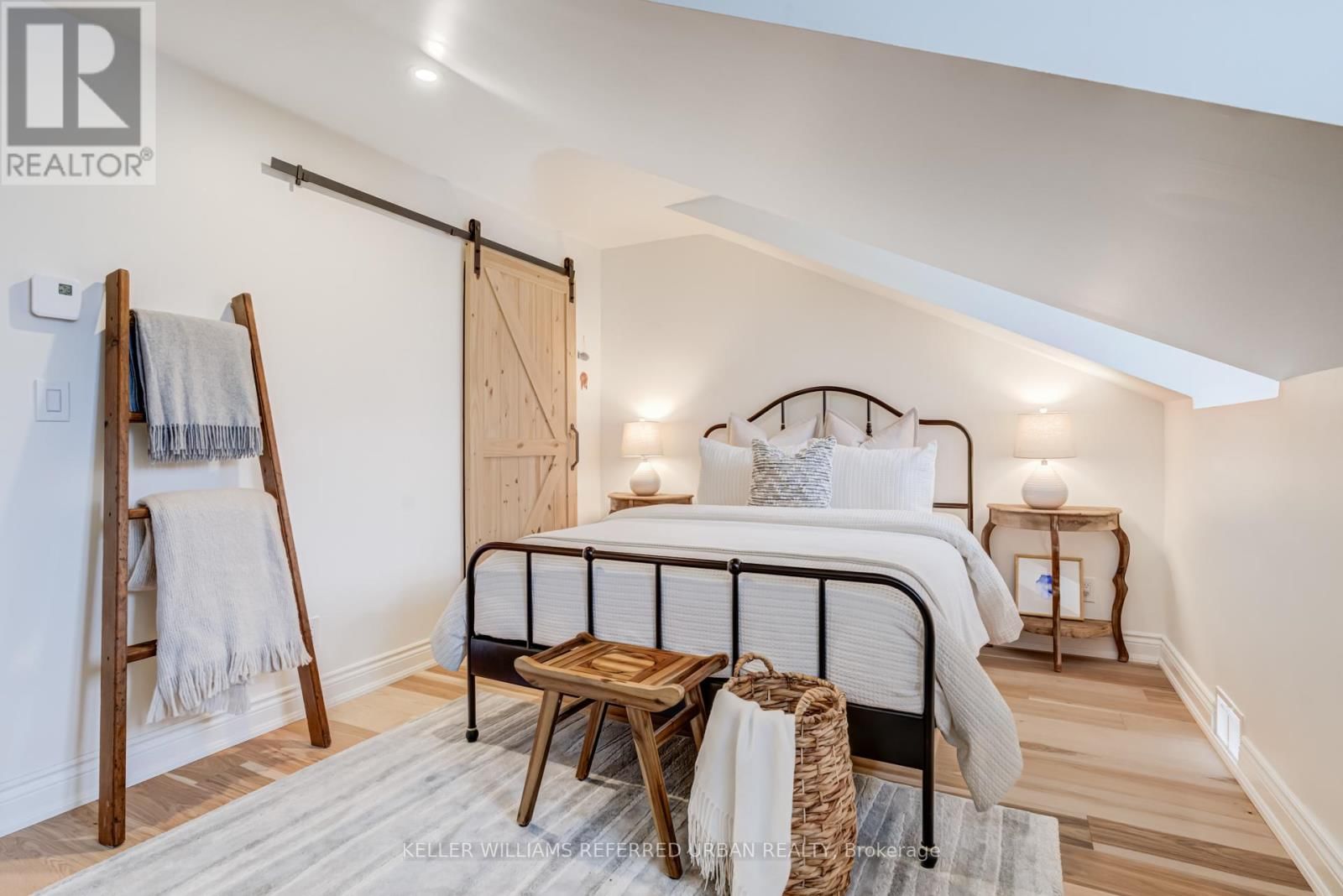 1 - 196 ARTHUR STREET NORTH Image 15