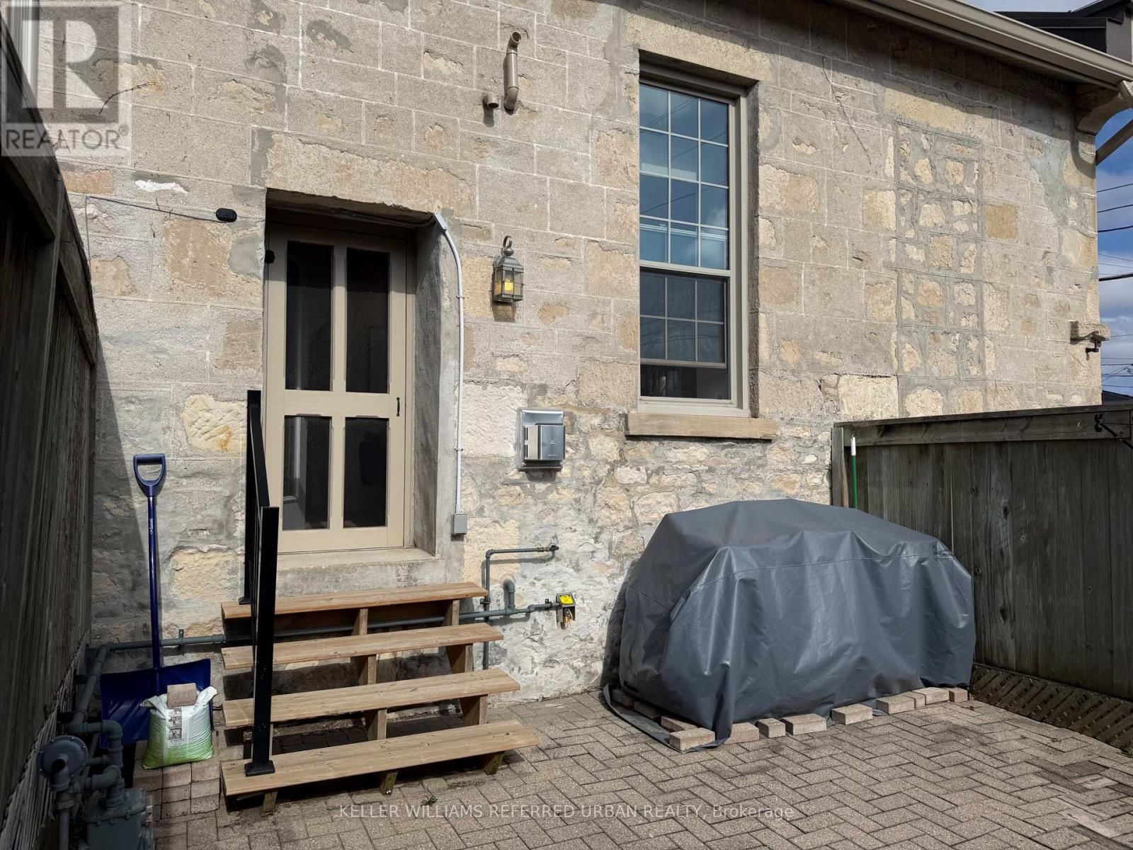 1 - 196 ARTHUR STREET NORTH Image 37