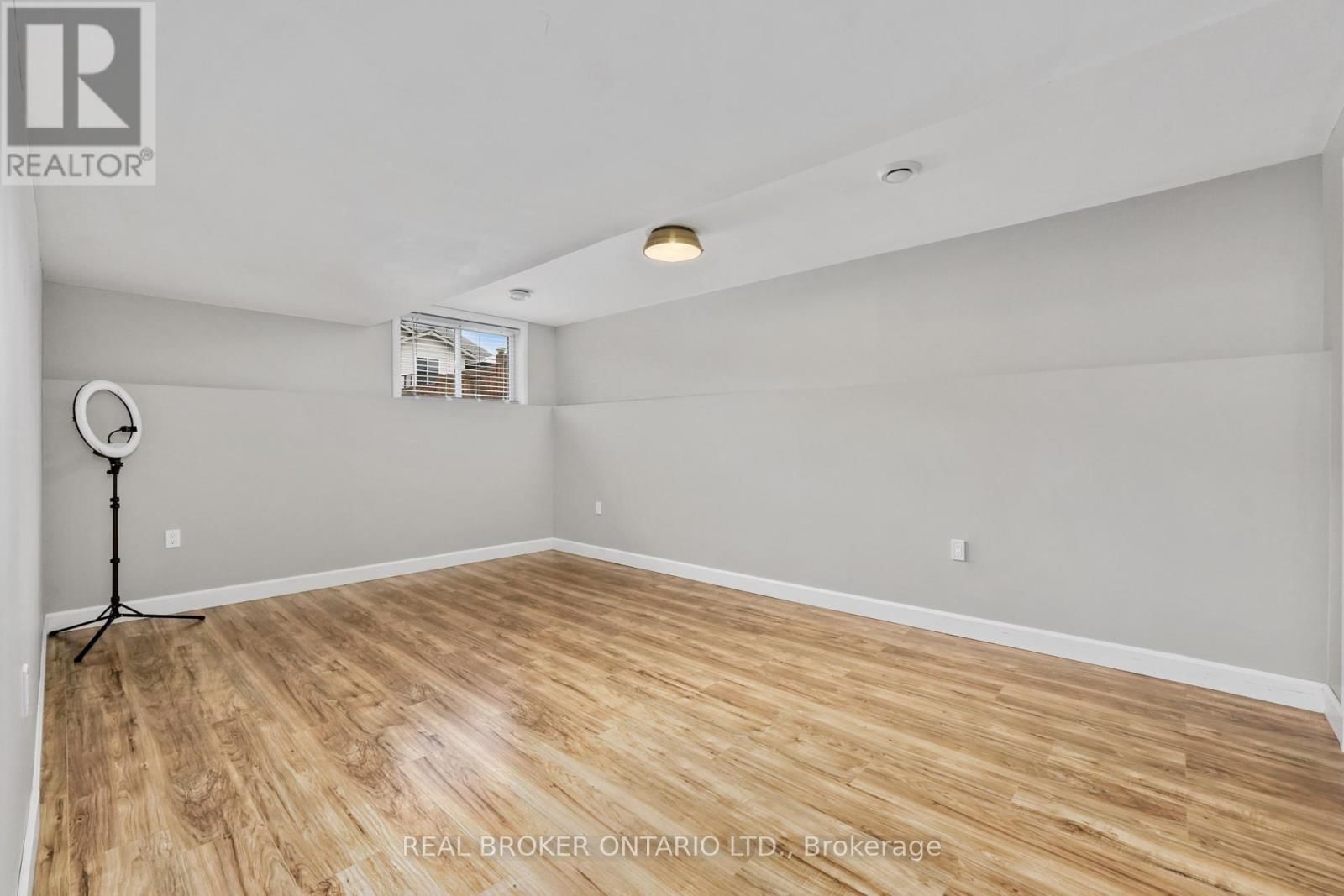 31 FOX DEN DRIVE Image 30