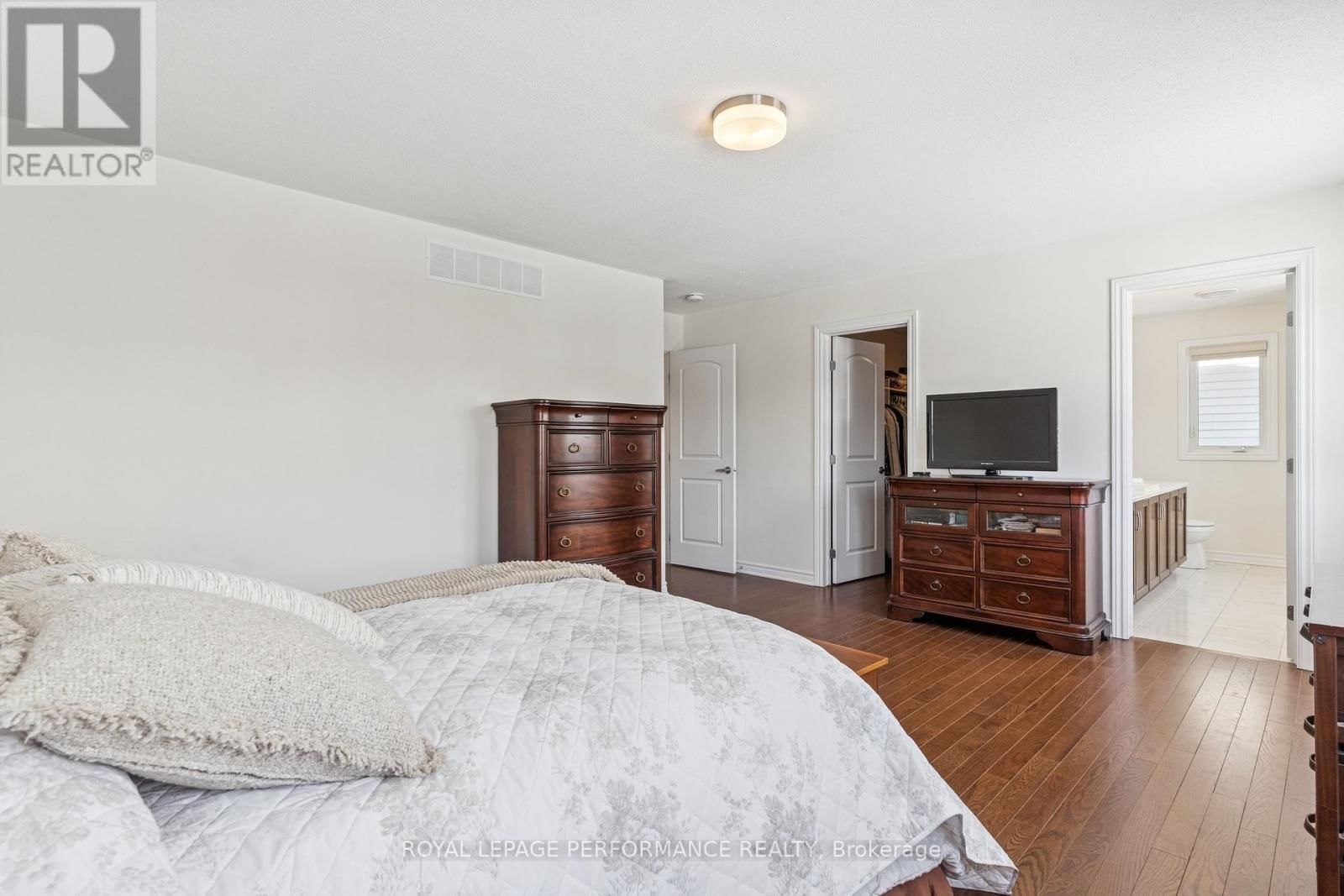 845 SNAP HOOK CRESCENT Image 34