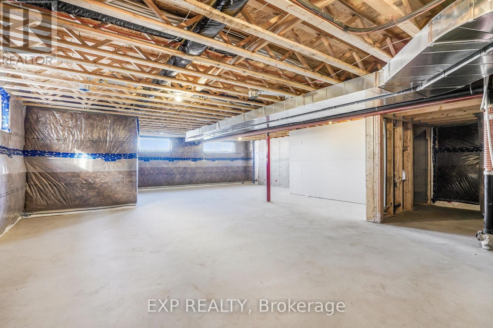 987 KATIA STREET Image 17