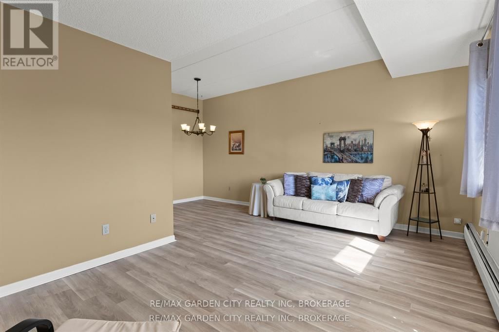 517 - 196 SCOTT STREET Image 11