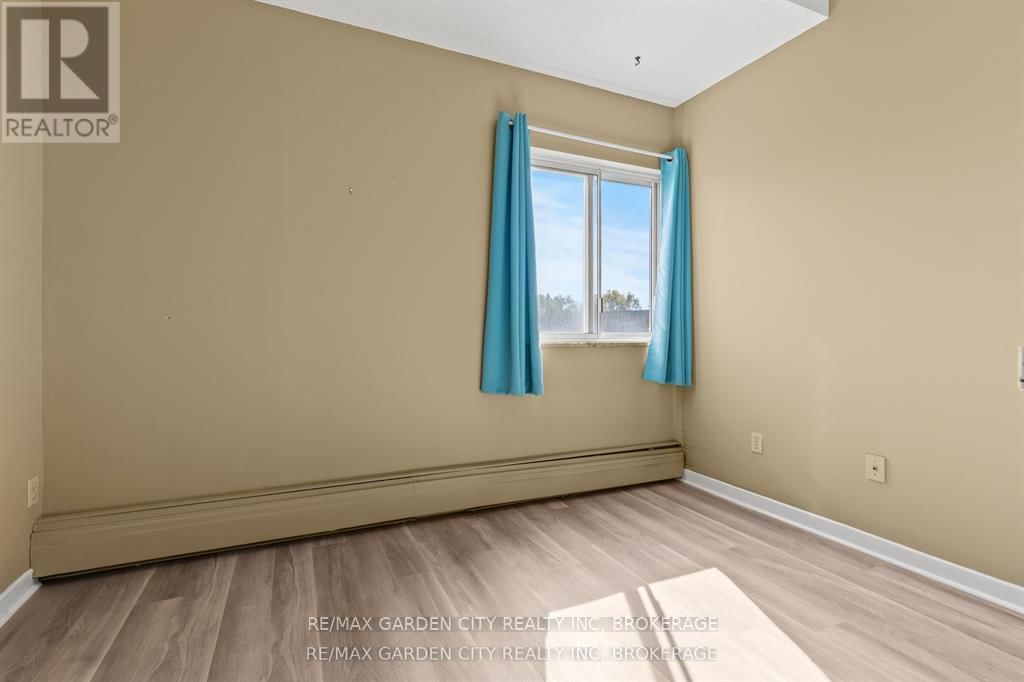 517 - 196 SCOTT STREET Image 24