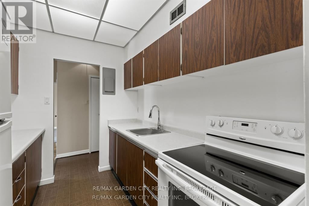 517 - 196 SCOTT STREET Image 5