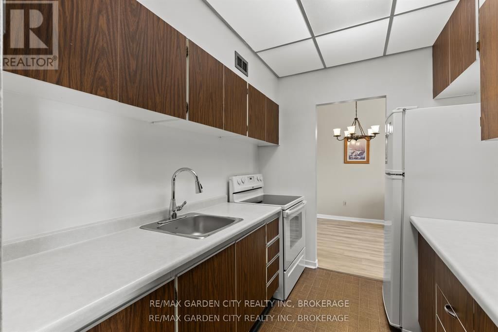 517 - 196 SCOTT STREET Image 8