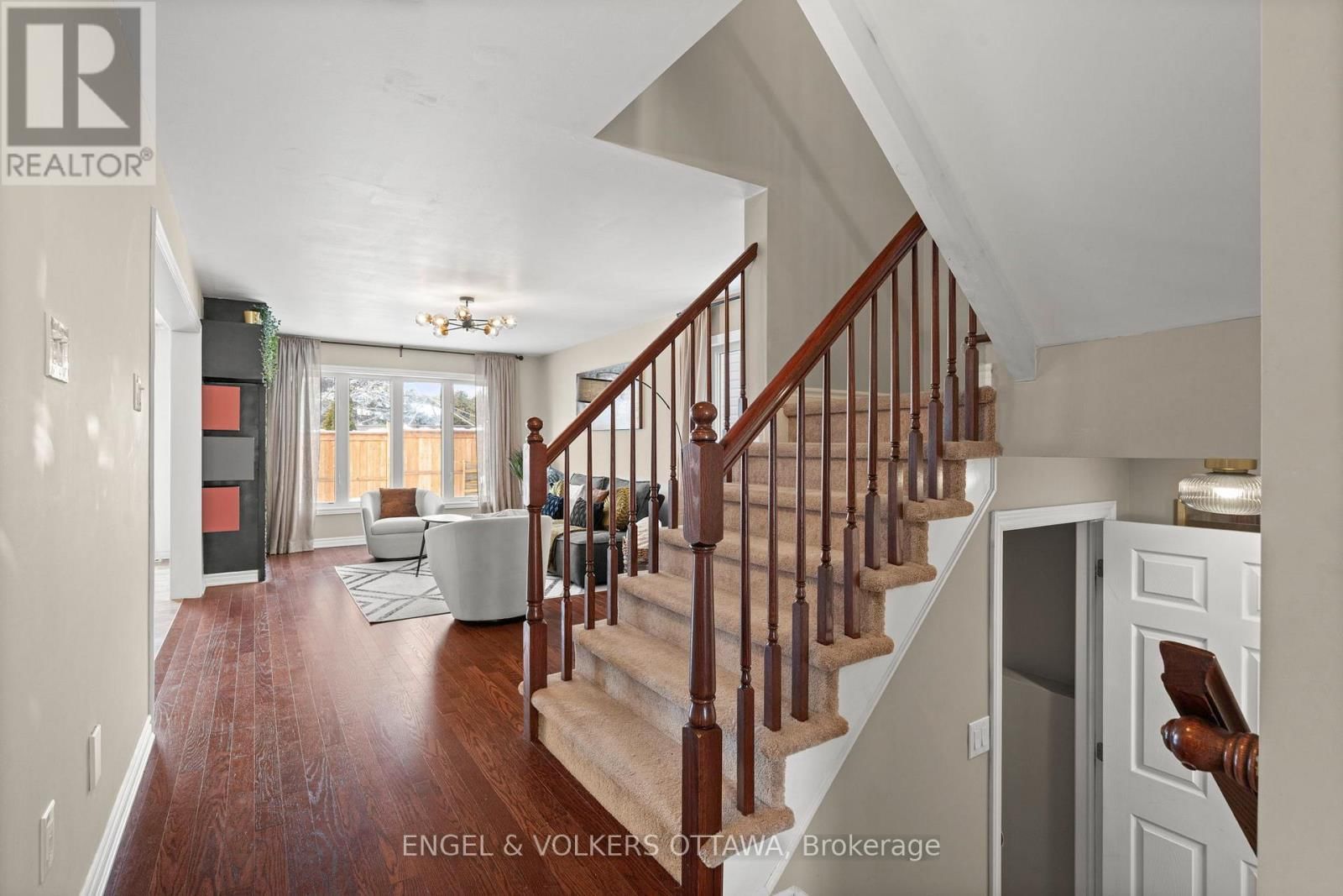 166 LILY POND STREET Image 4