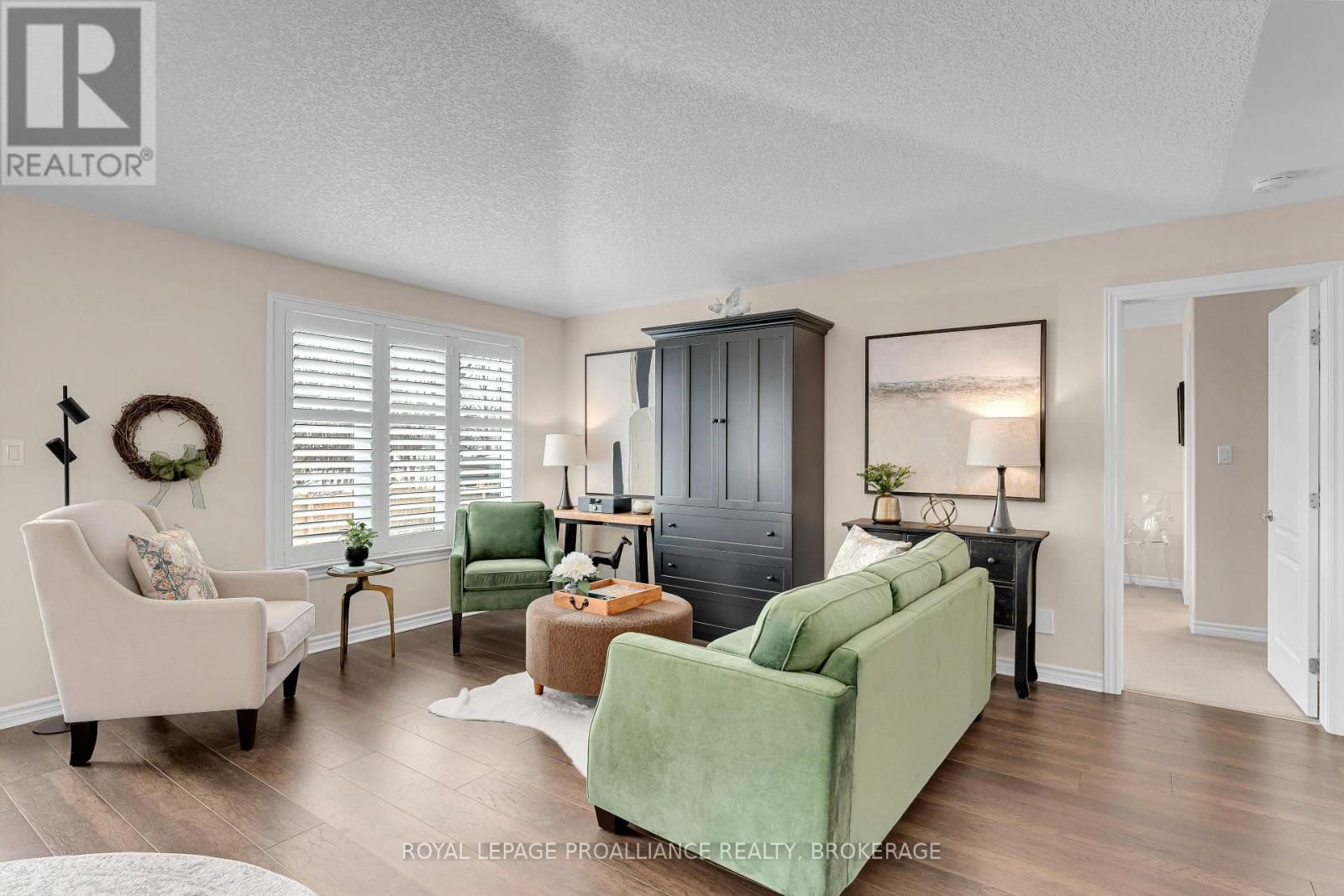 137 ELLESMEER AVENUE Image 15