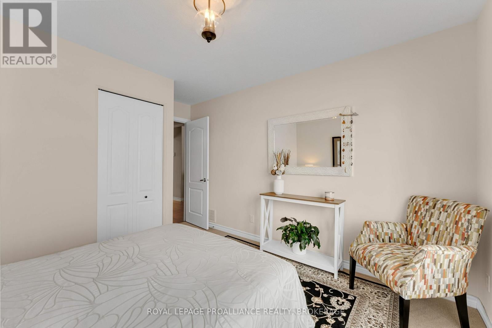 137 ELLESMEER AVENUE Image 9