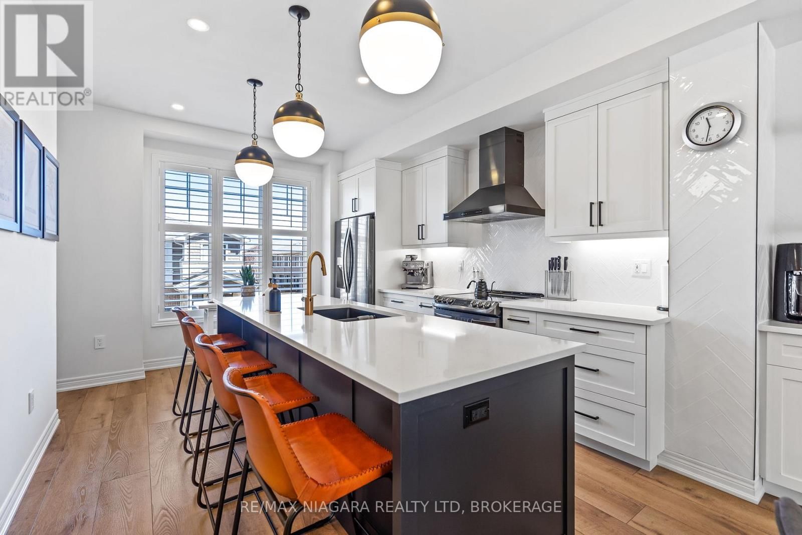 11 WALTERS LANE Image 12