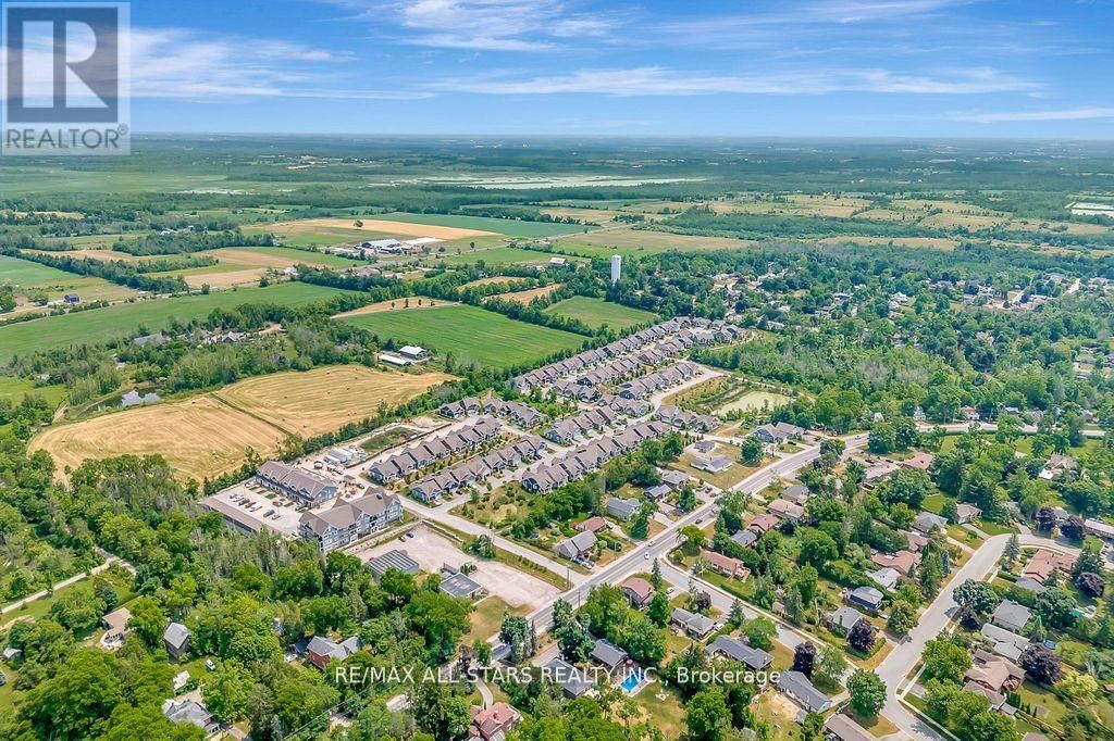 6 - 21 HAMPTON LANE Image 34