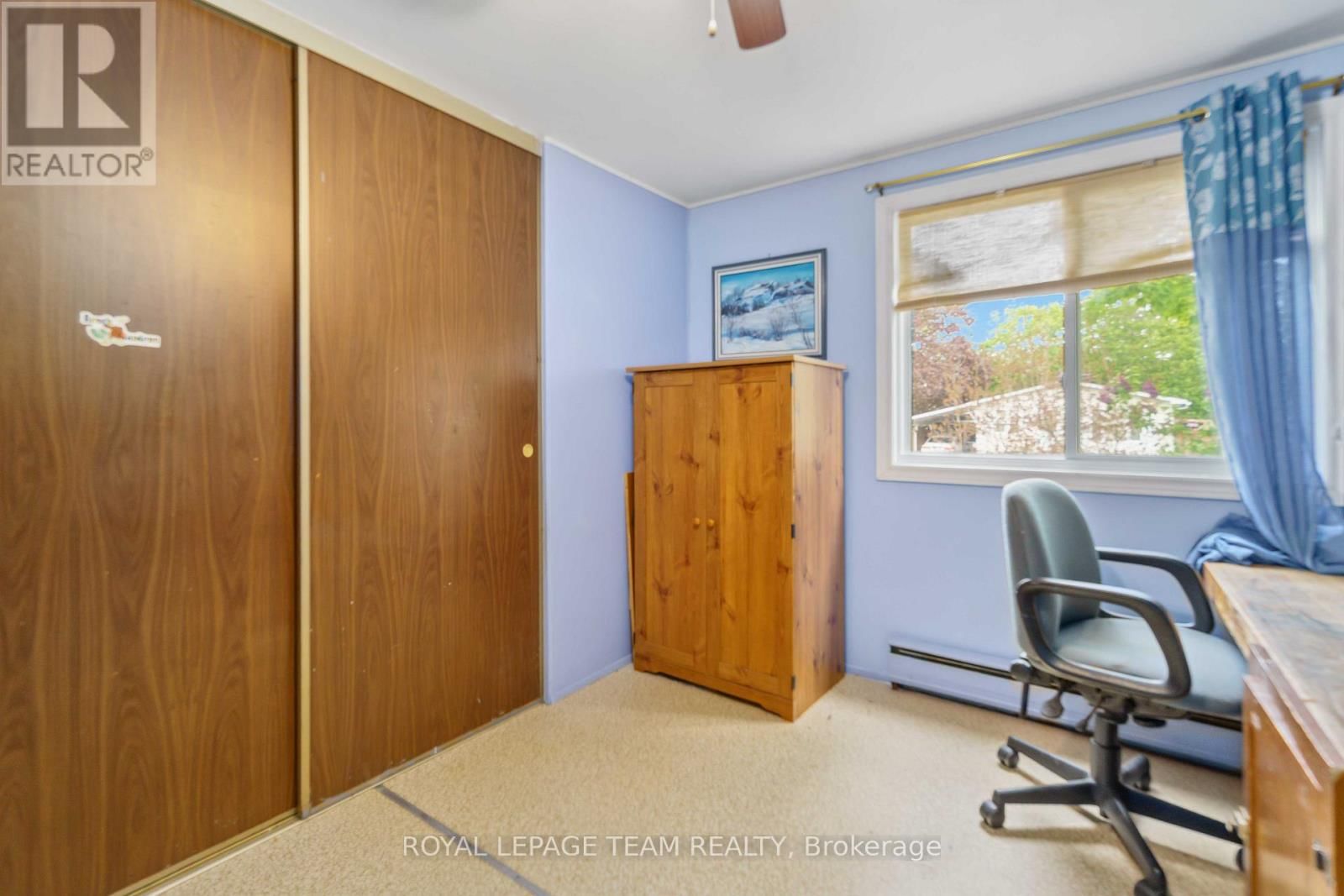 307 DODSON STREET Image 16