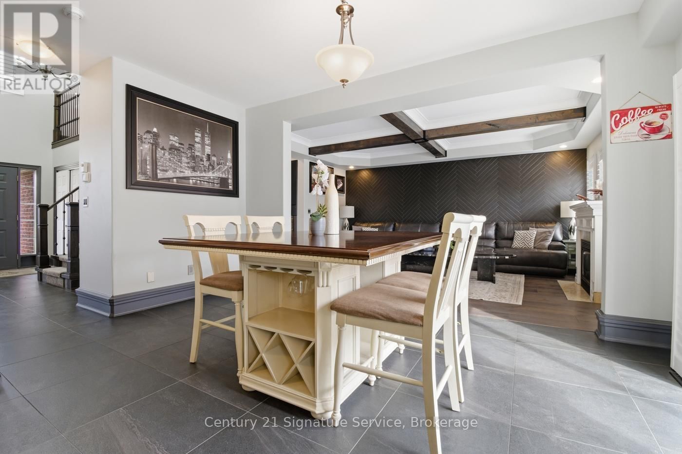 654 BRIAN STREET Image 13