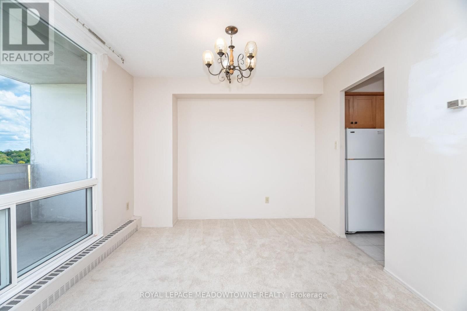 804 - 225 HARVARD PLACE Image 12