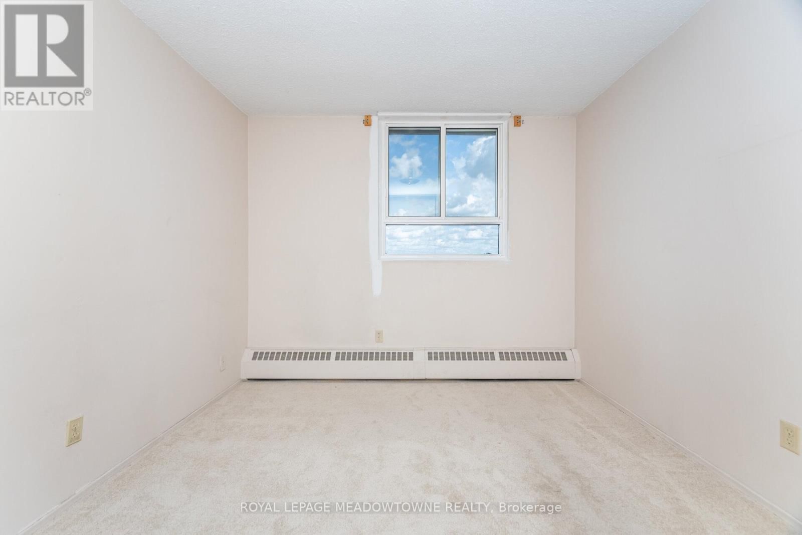 804 - 225 HARVARD PLACE Image 26