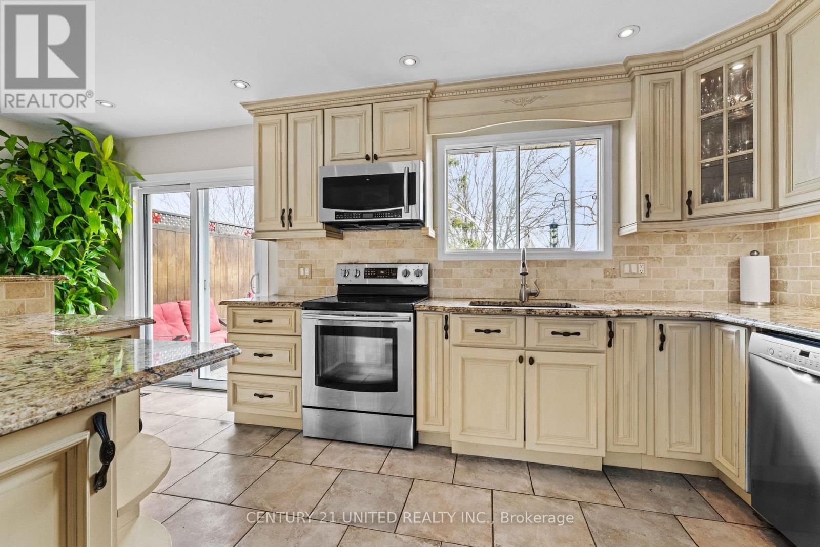 2252 DENURE DRIVE Image 6