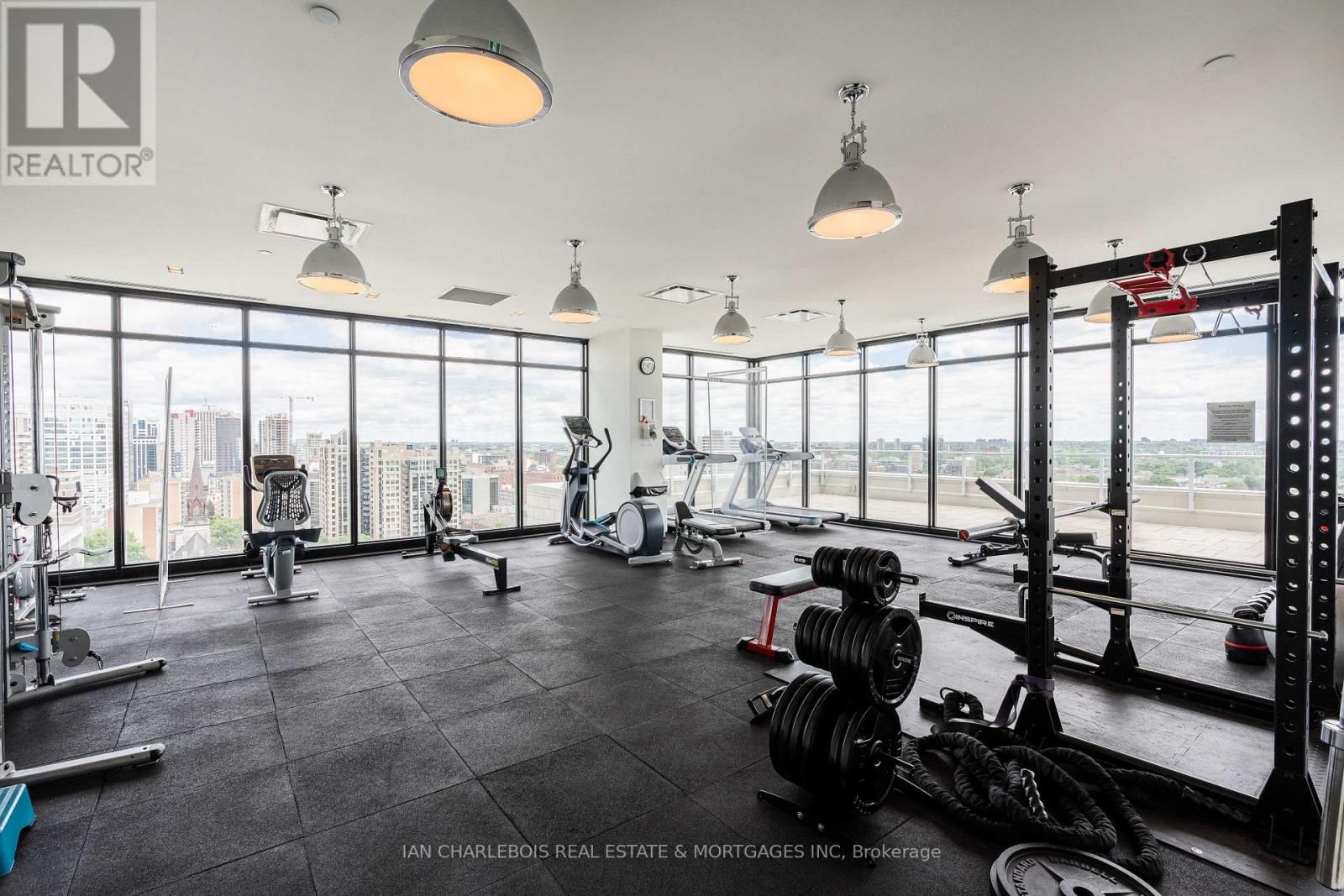 1701 - 255 BAY STREET Image 29