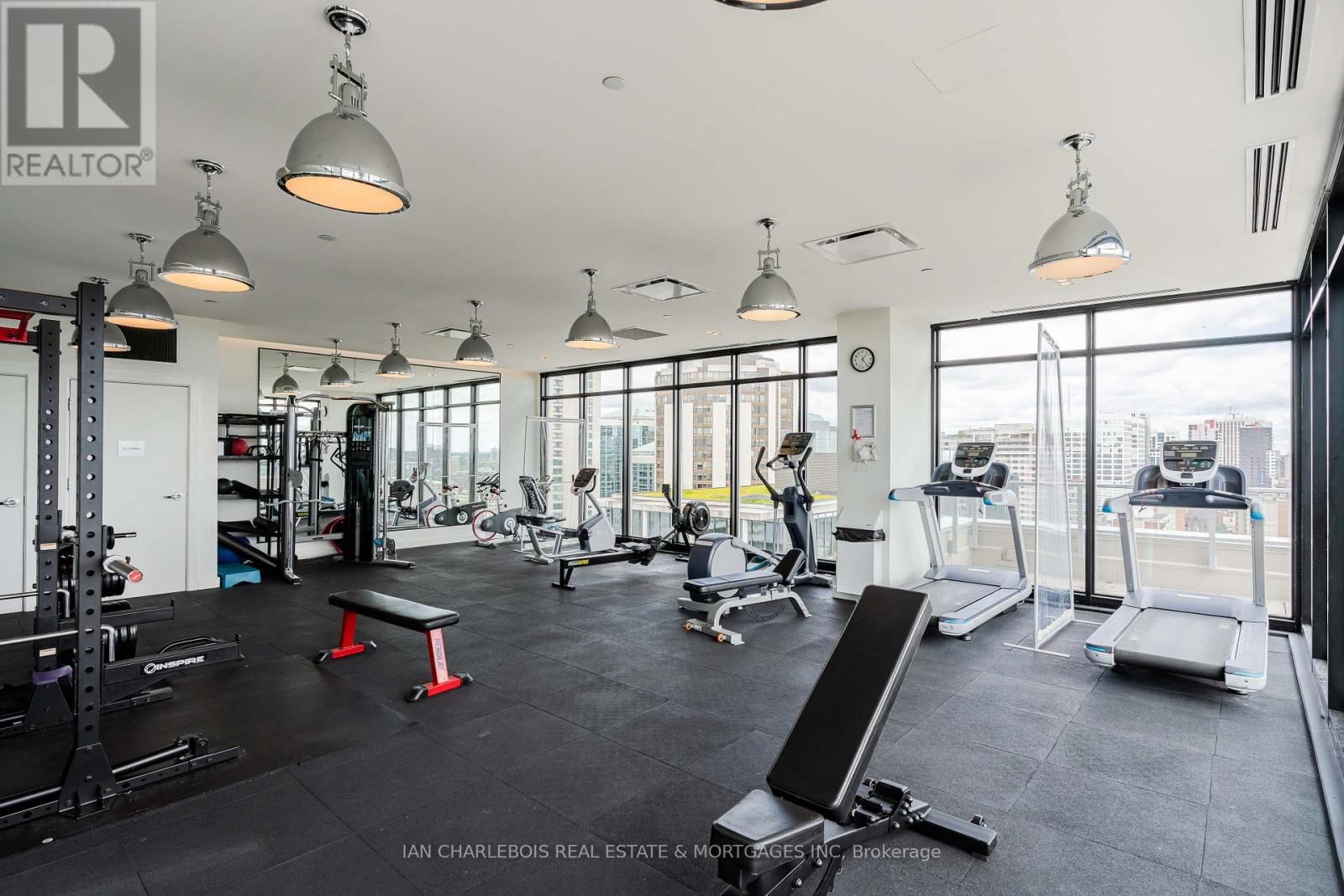 1701 - 255 BAY STREET Image 30