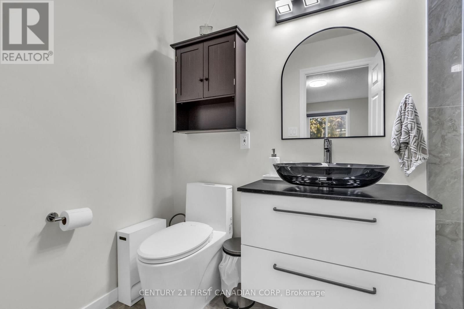 132 JENSEN ROAD Image 29