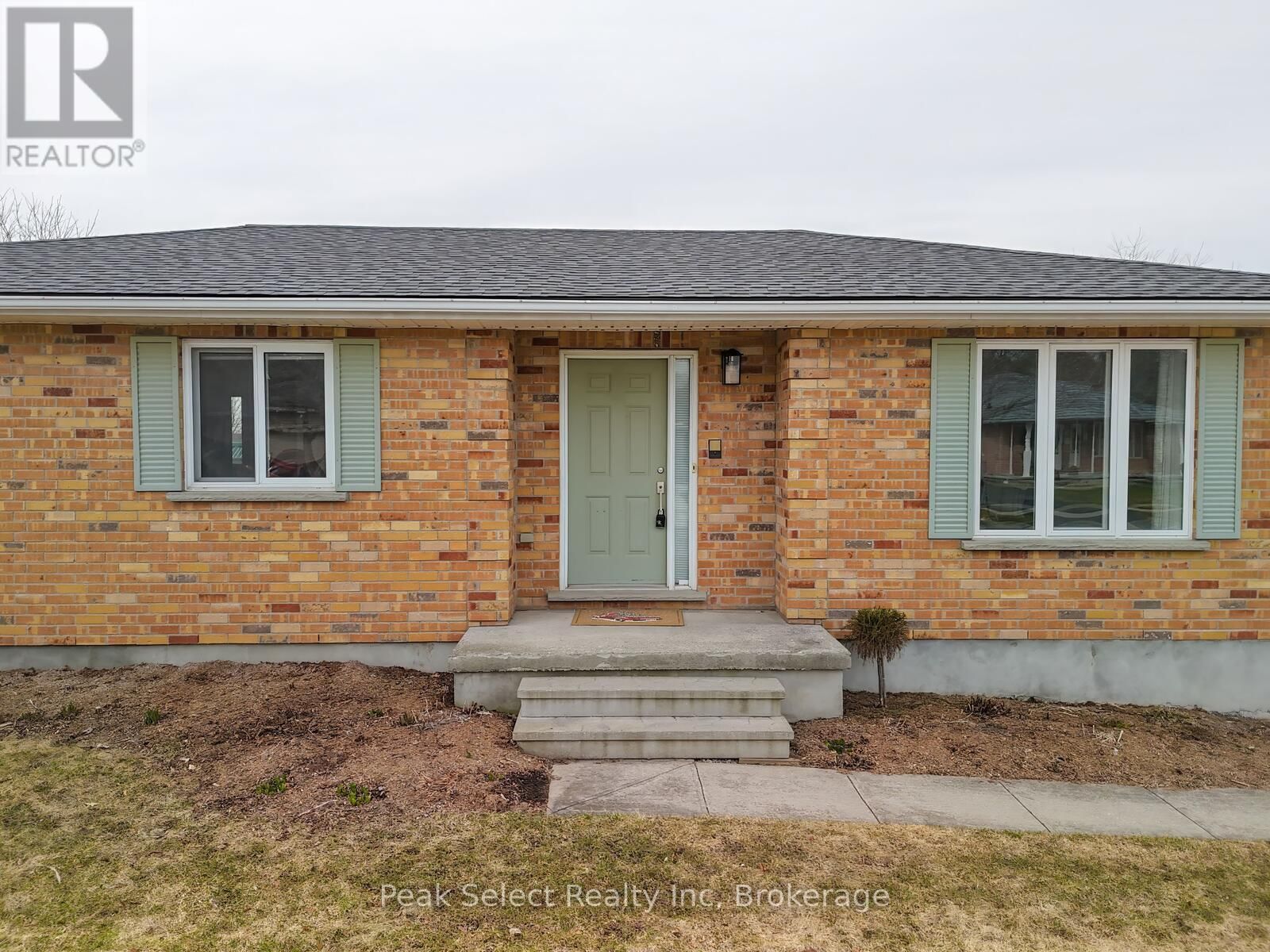 12 MEADOWRIDGE DRIVE Image 3