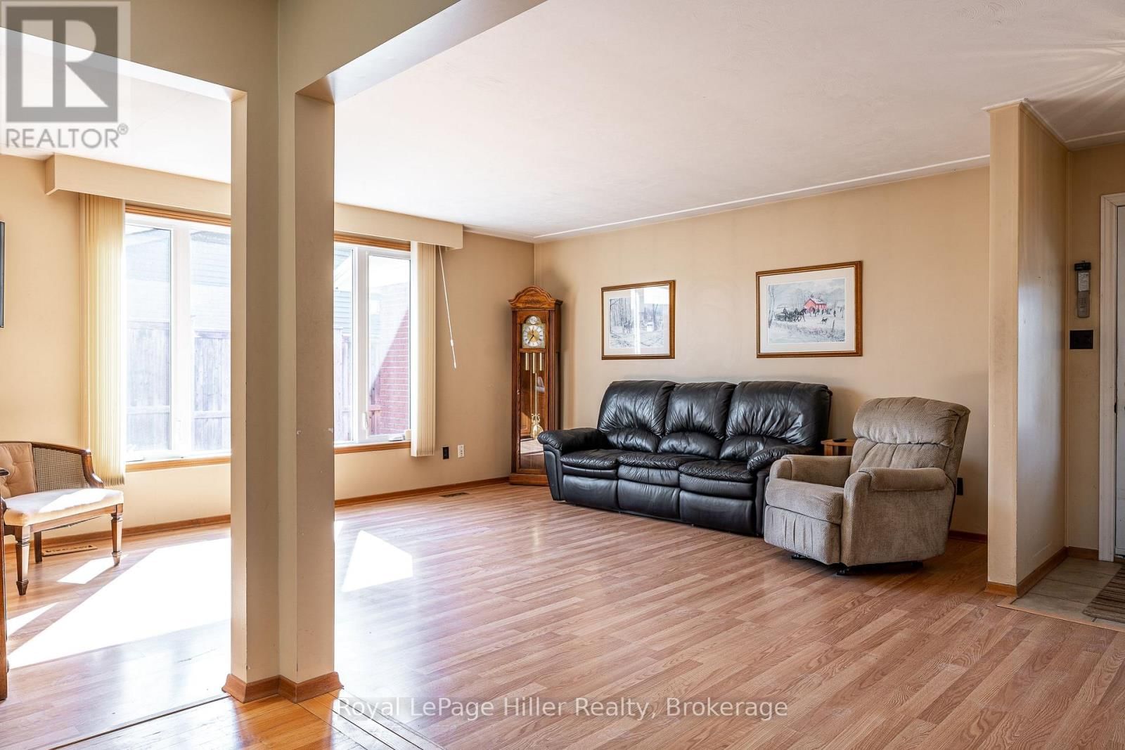 16 PARK LANE DRIVE Image 18