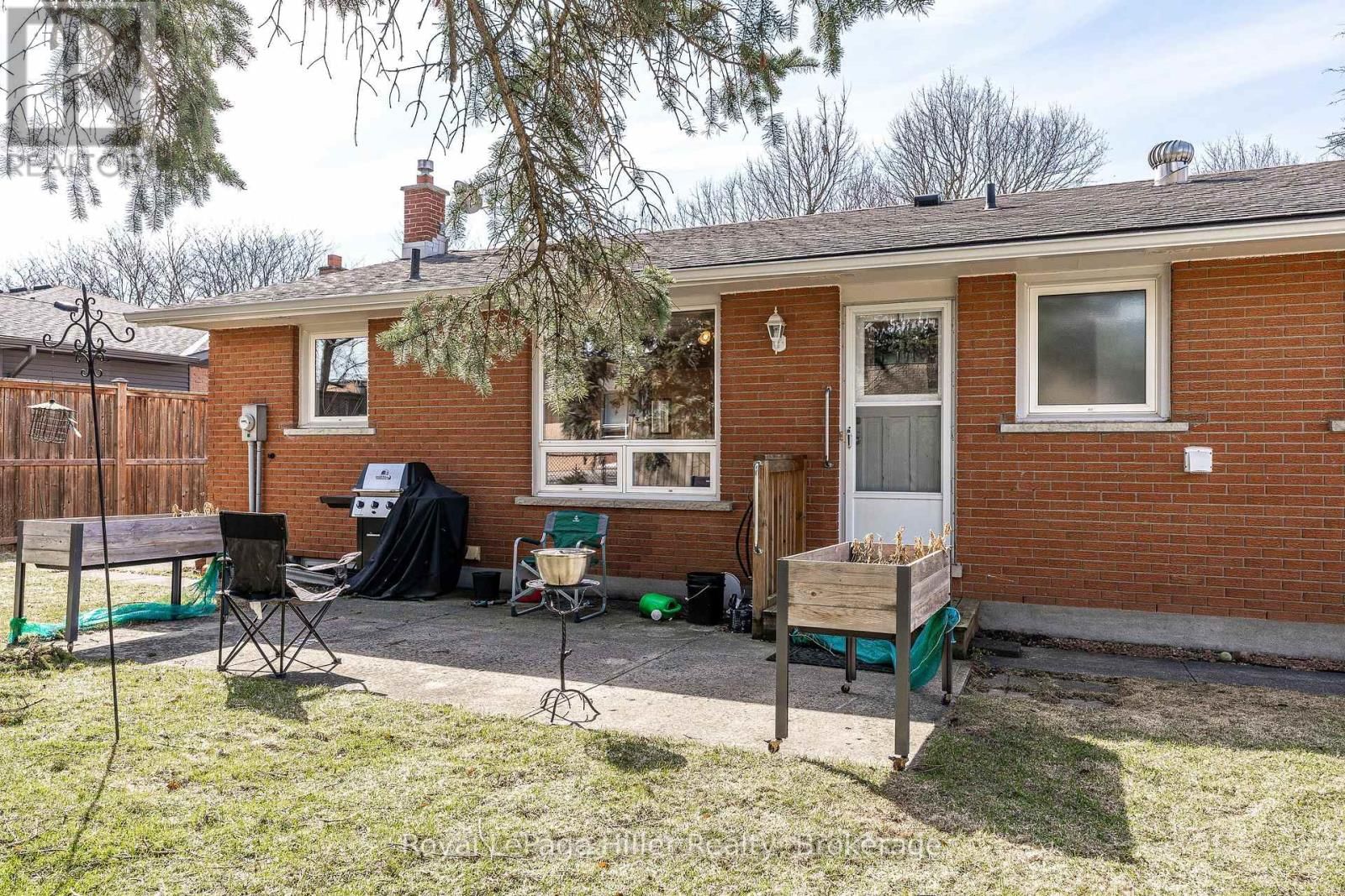 16 PARK LANE DRIVE Image 40