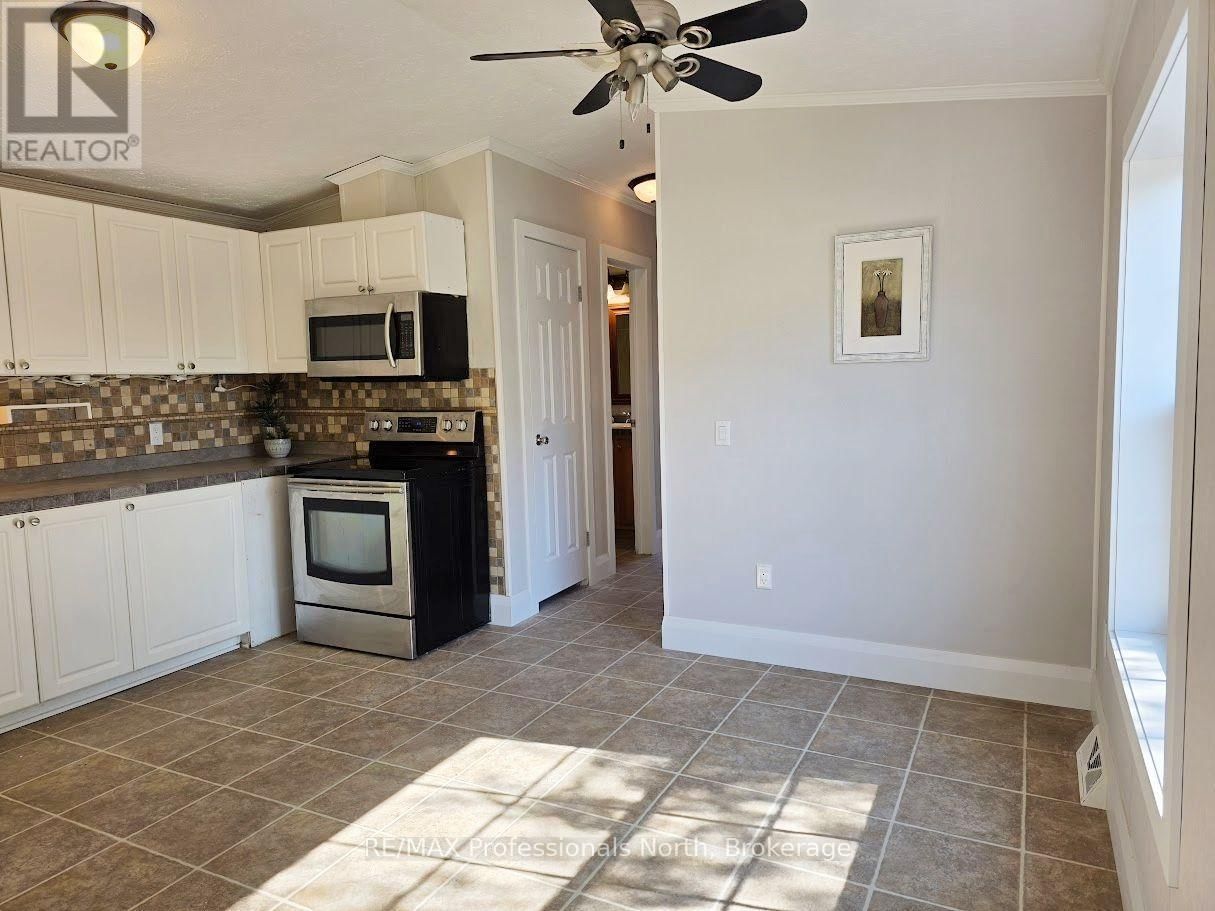 1013 SEVENTH LANE Image 11