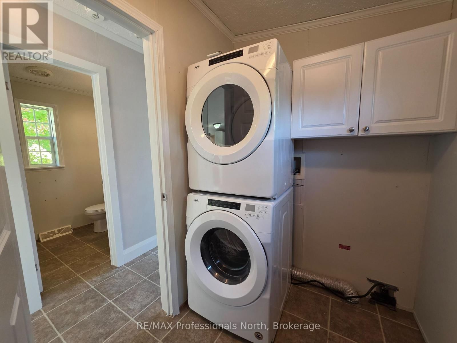 1013 SEVENTH LANE Image 15