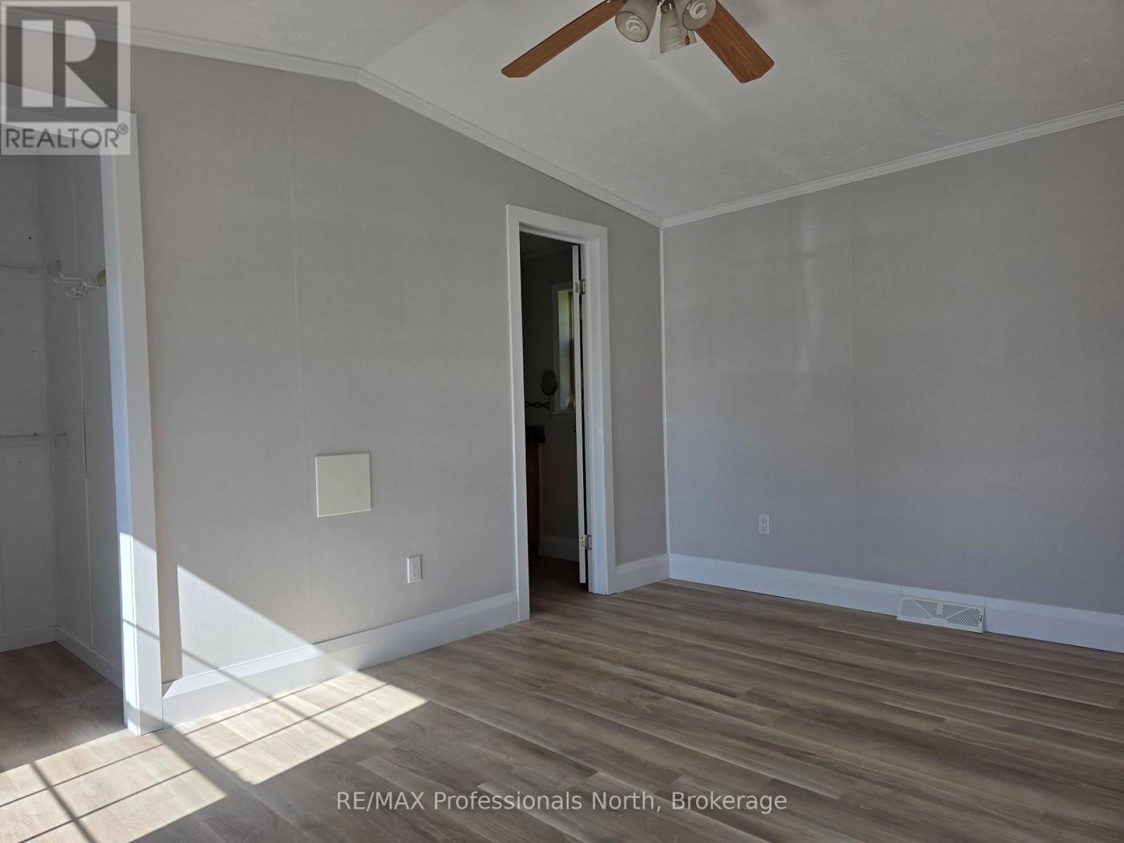 1013 SEVENTH LANE Image 17