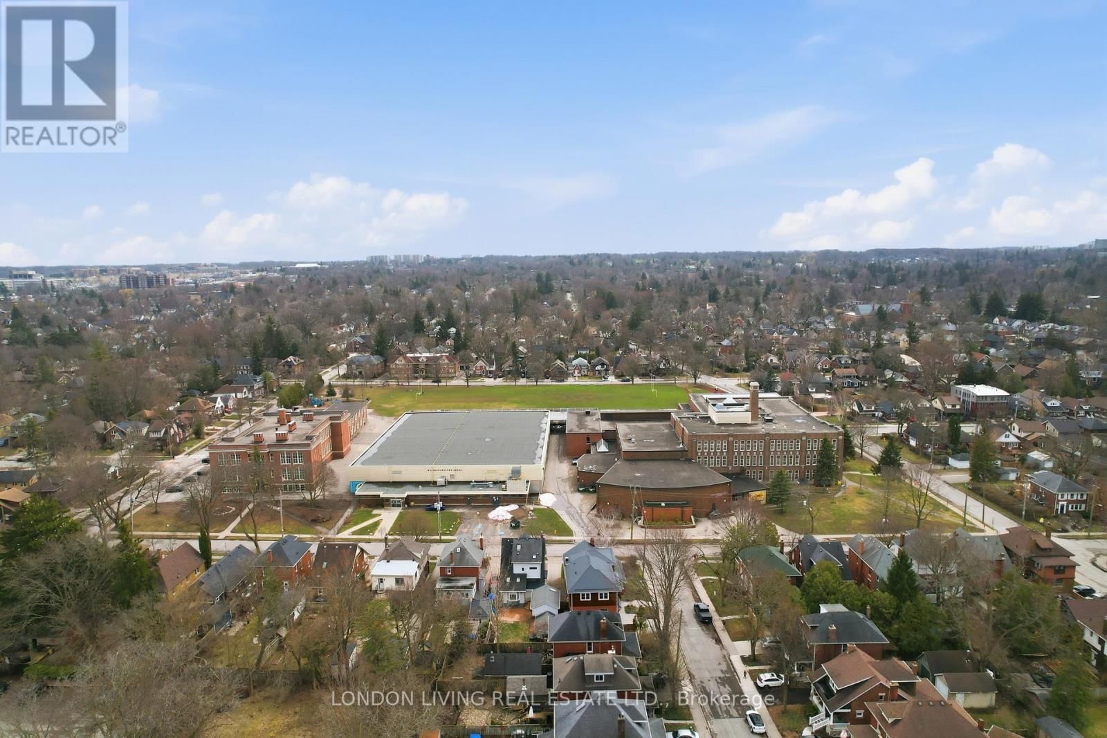 62 GERRARD STREET Image 46