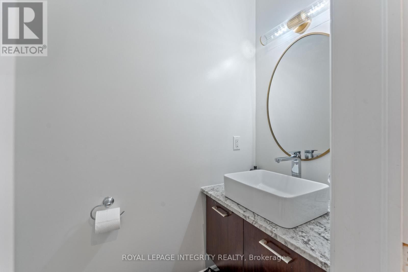 812 PETRA PRIVATE Image 14