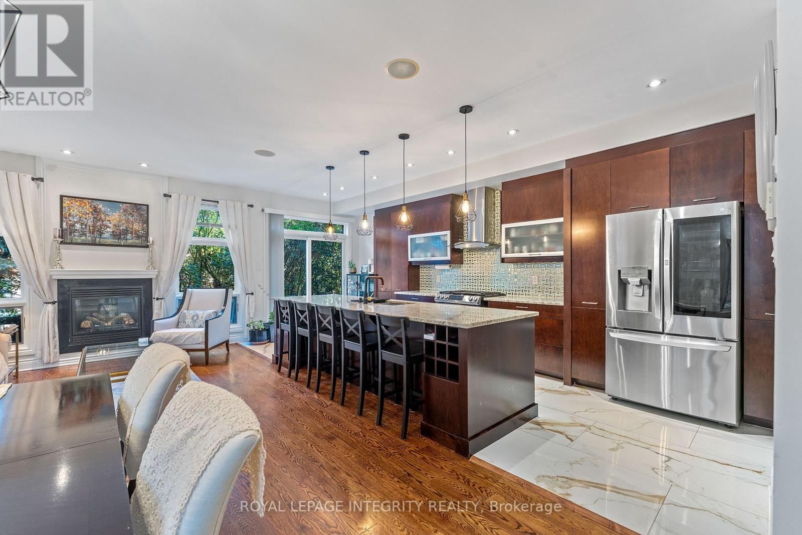 812 PETRA PRIVATE Image 8