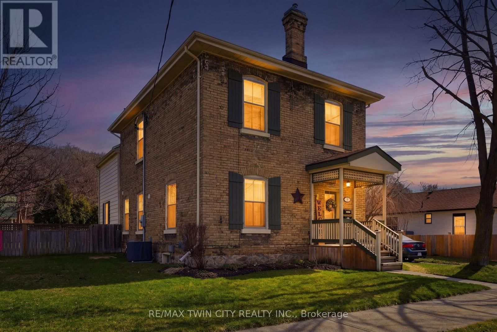 9 WILLOW STREET Image 1