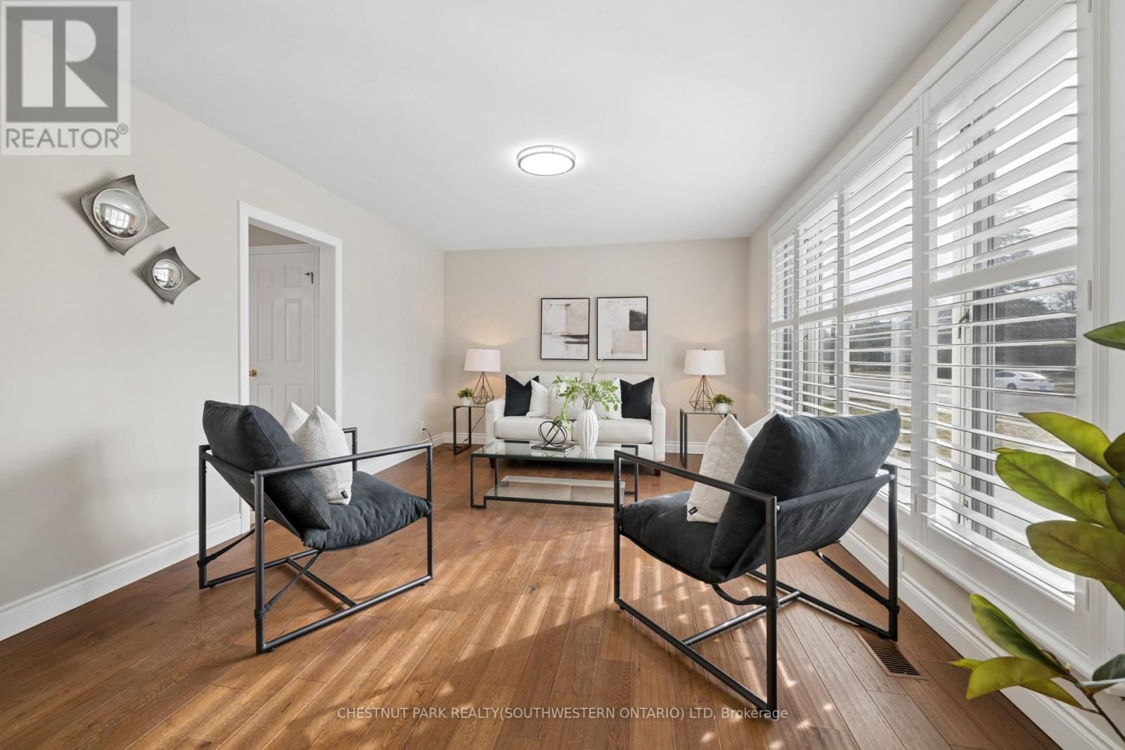 492 EPHRAIM STREET Image 11