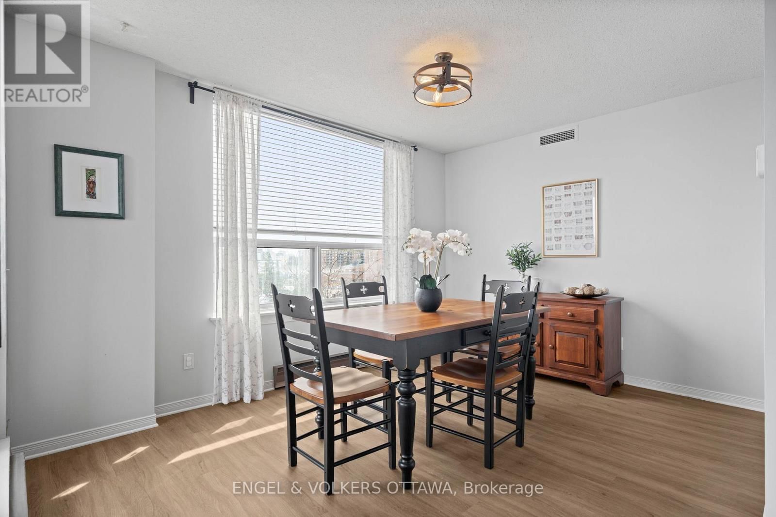 609 - 215 PARKDALE AVENUE Image 9