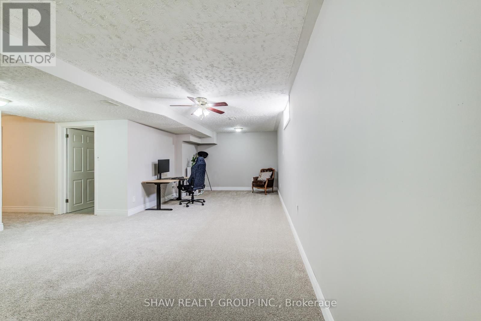 110 IMPERIAL DRIVE Image 38