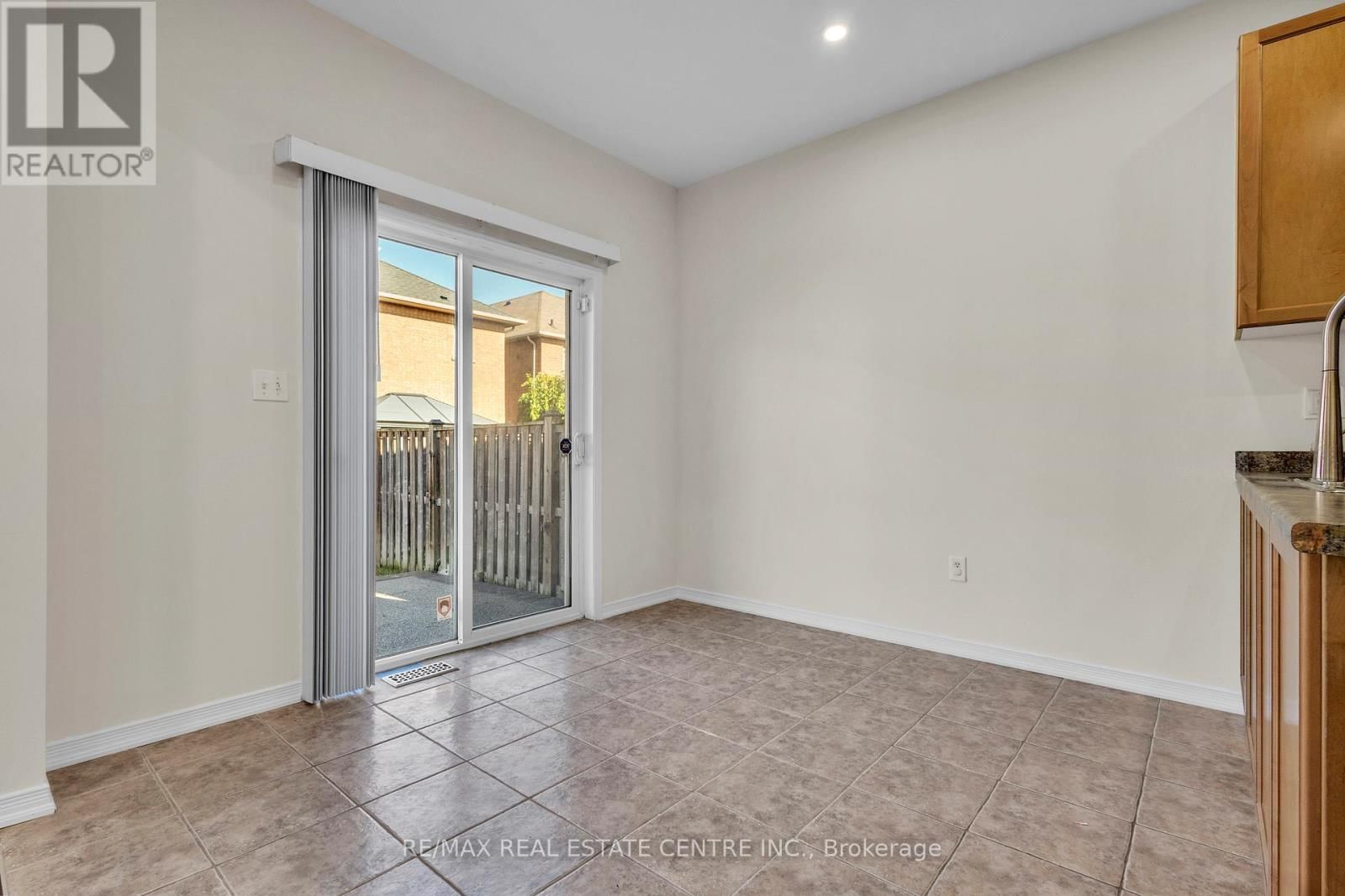 86 GLENDARLING CRESCENT Image 10