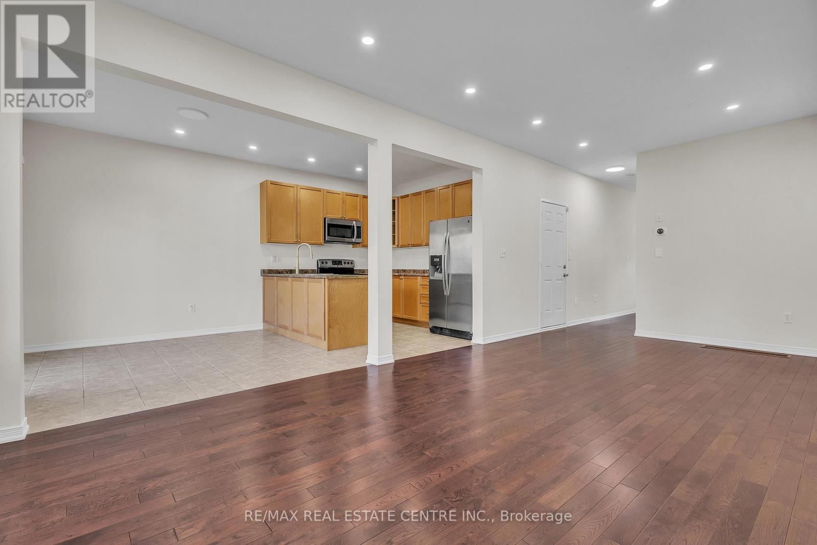 86 GLENDARLING CRESCENT Image 14